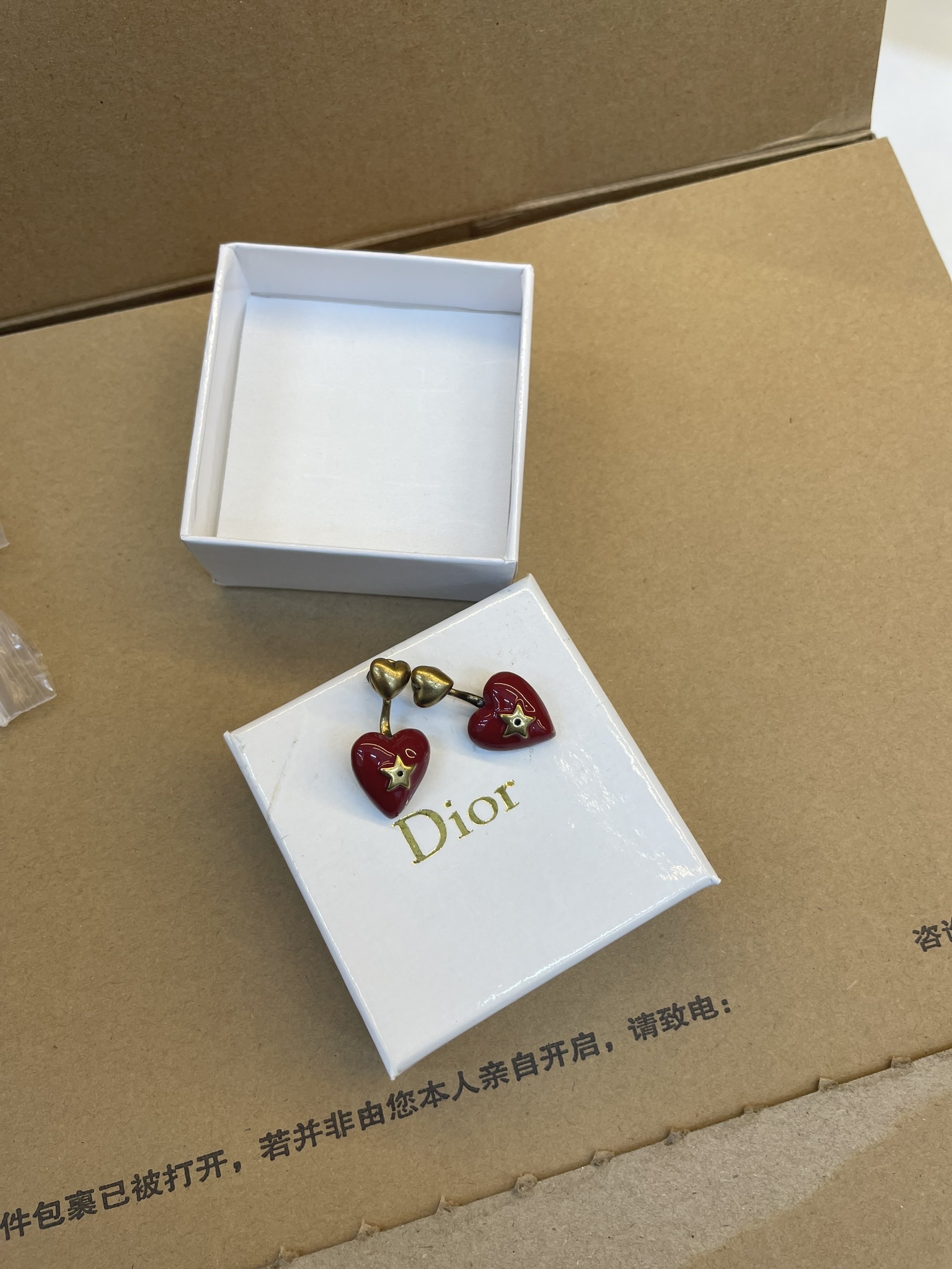 Hoa Tai Dior Siêu Cấp Hình Trái Tim Có Sẵn