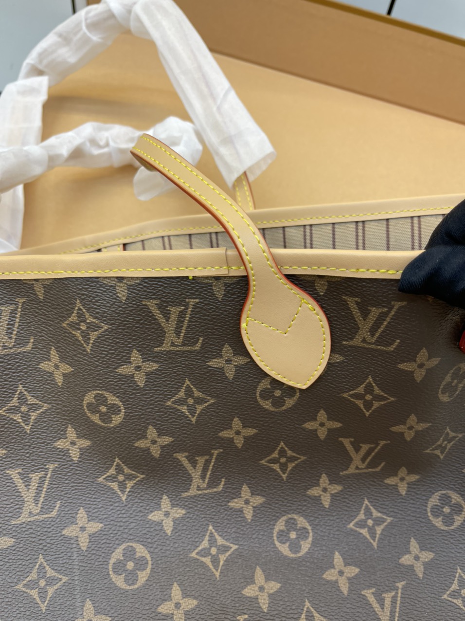 Túi Xách Louis Vuitton Super Neverfull Size 32cm