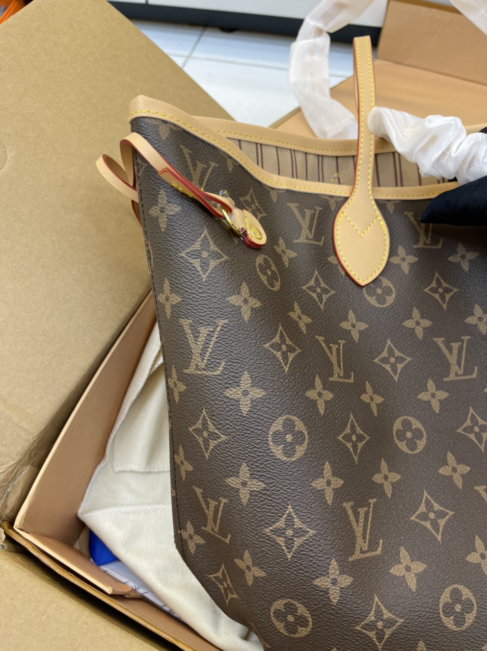 Túi Xách Louis Vuitton Super Neverfull Size 32cm