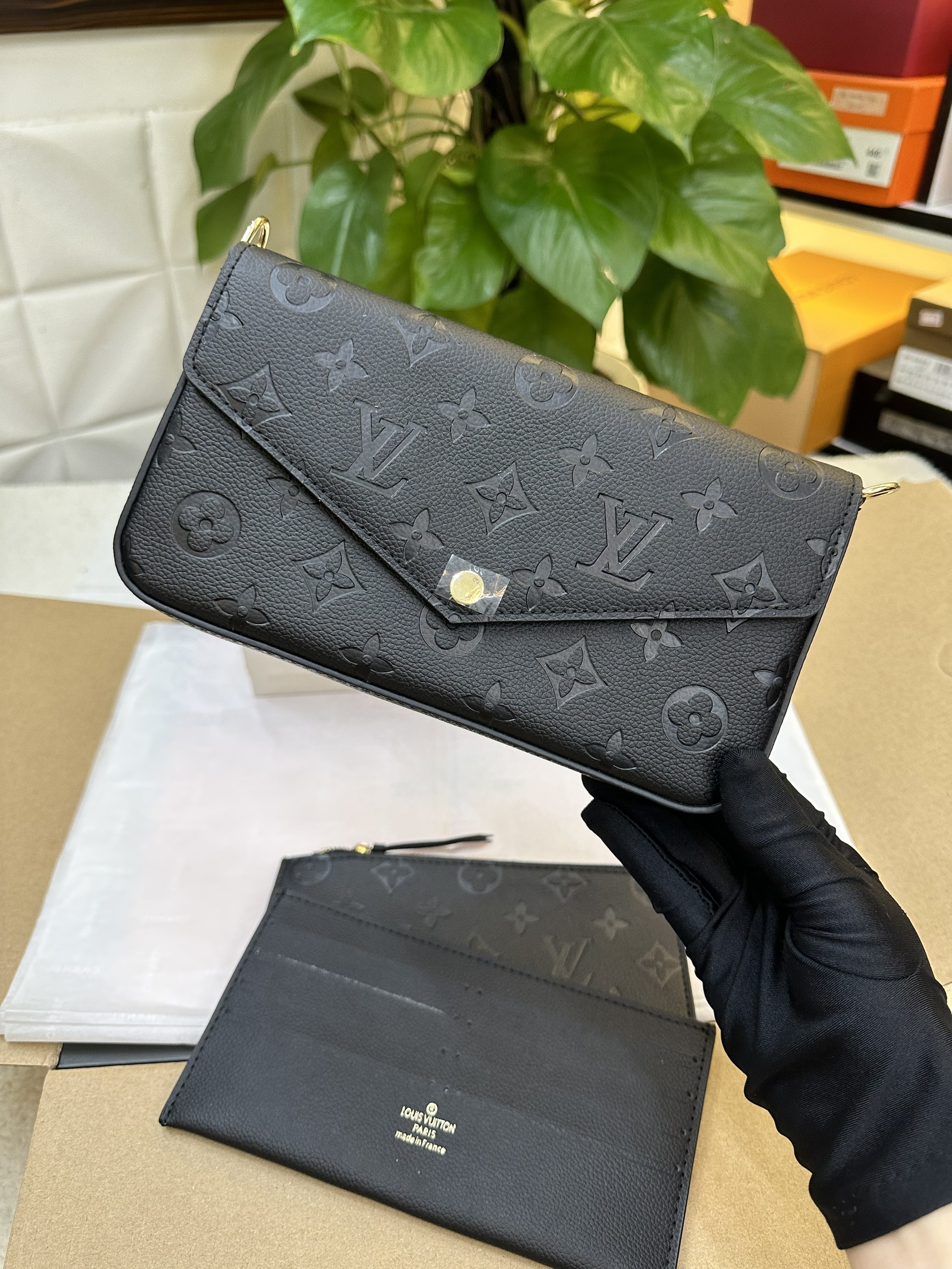 Túi LV Félicie Pochette Super Màu Đen Size 21cm M82477