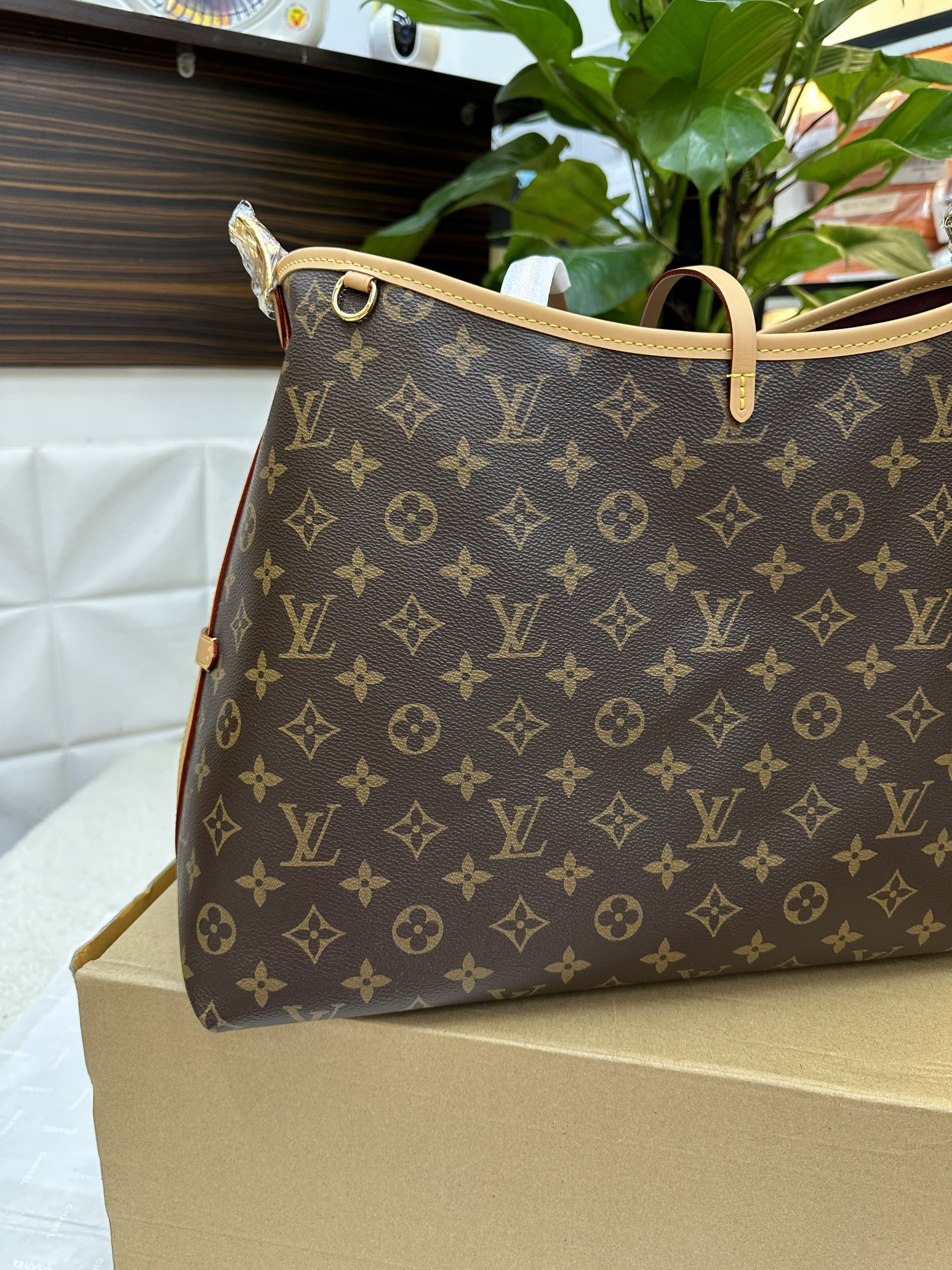 Túi LV Carryall MM Siêu Cấp Size 39cm M46197