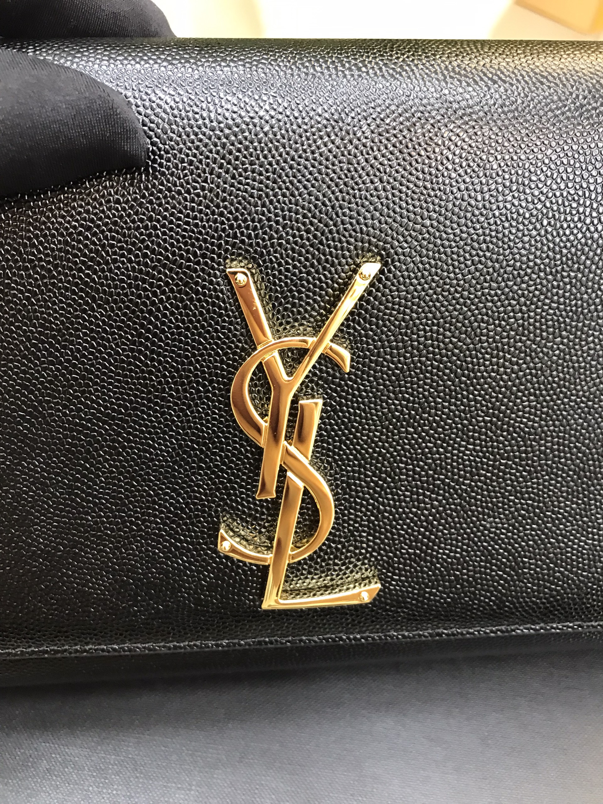 Túi YSL Kate Medium In Grain De Poudre Embossed Leather Vip Size 24cm