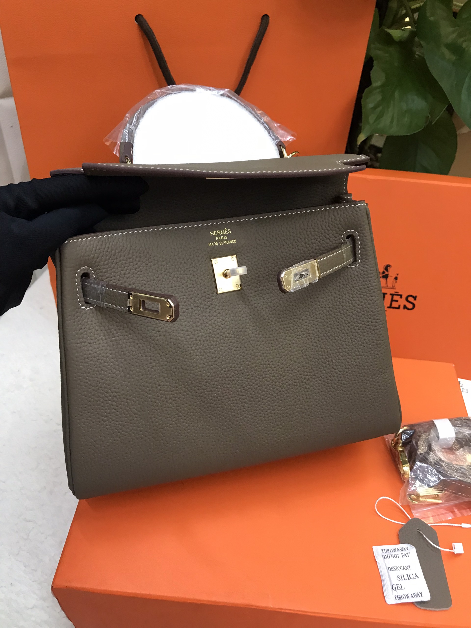 Túi Hermes Kelly 25 Da Mềm Màu Xám Khóa Vàng Size 25cm