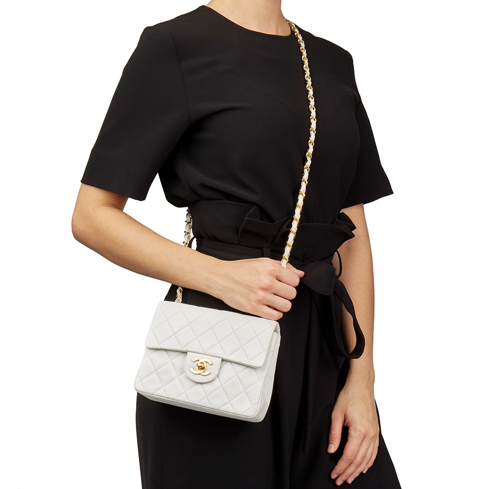 Túi Đeo Chéo Chanel Super Mini Flap Bag LambskinHardware AS3473 Màu Trắng