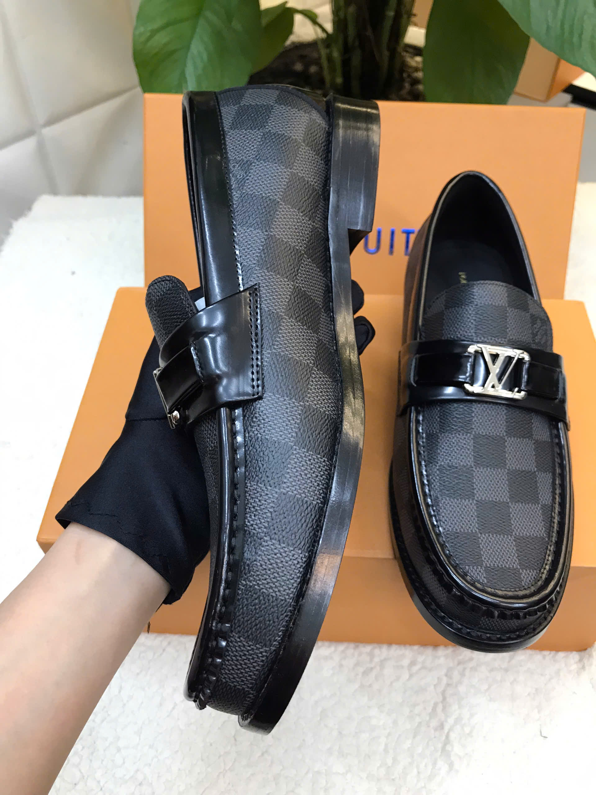 Giày Lười LV Major Vip Màu Đen Size 40 1A4OLA