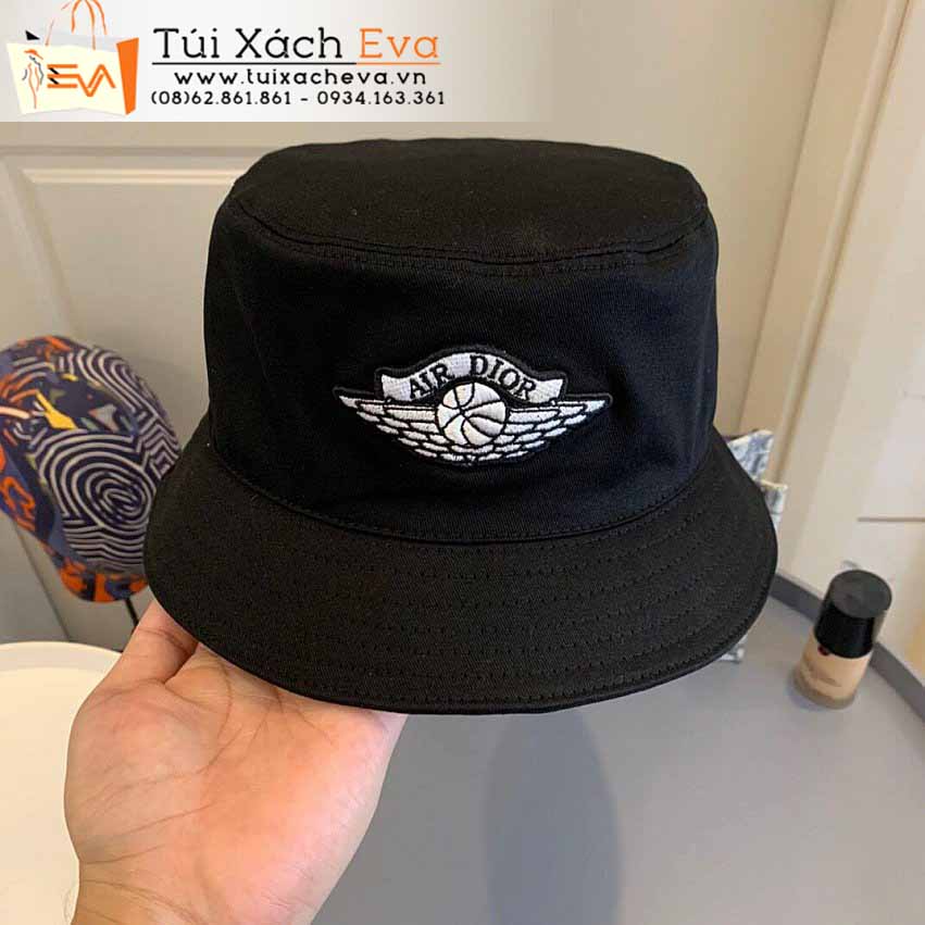 Nón Dior Siêu Cấp Màu Đen Đẹp.