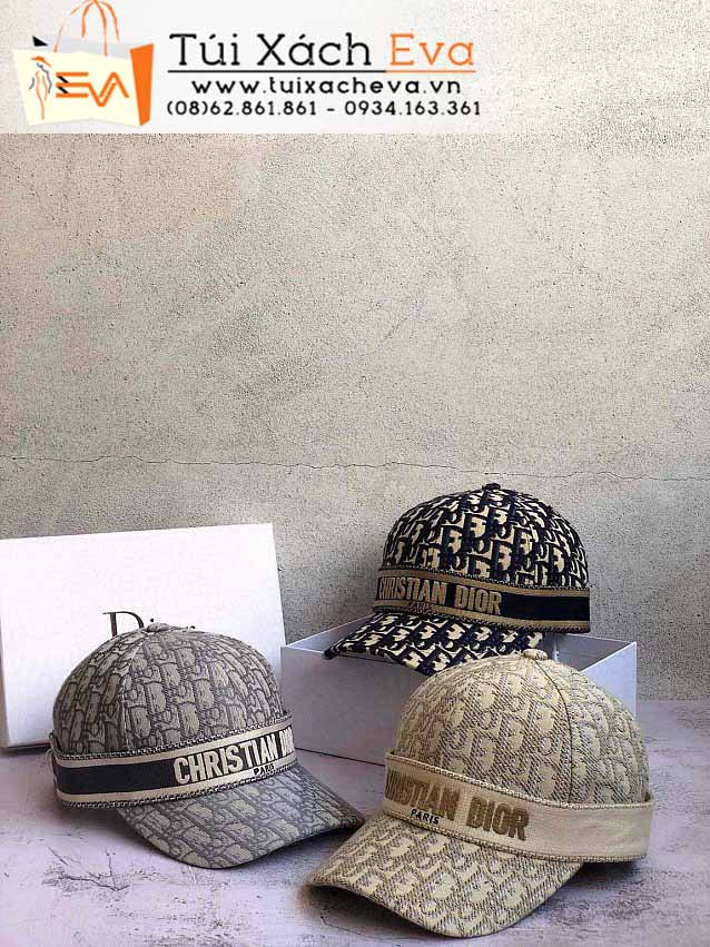 Nón Kết Dior Siêu Cấp Màu Xanh Đẹp.