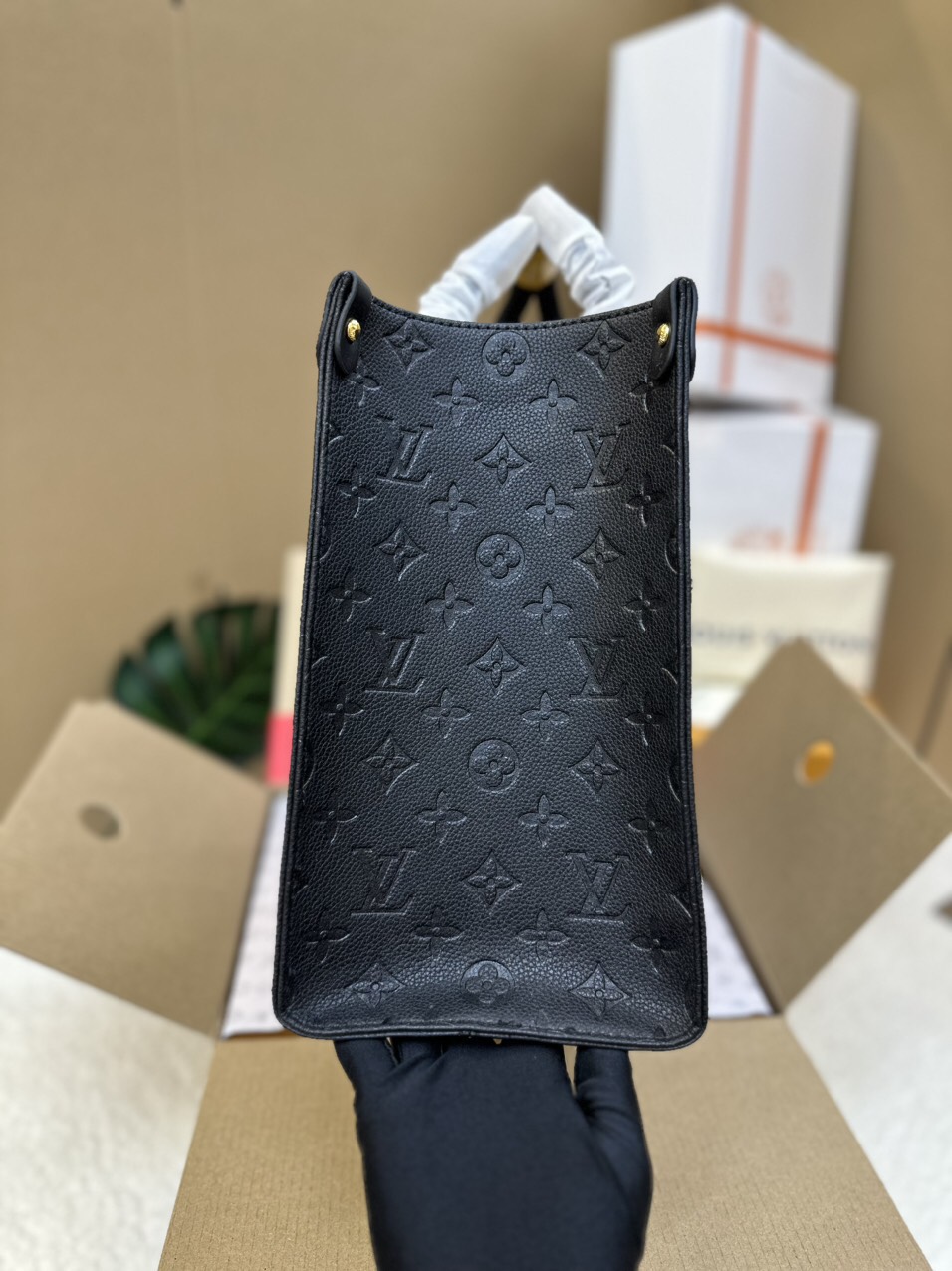 Túi Xách LV OnTheGo GM Super Màu Đen Size 35cm M44925