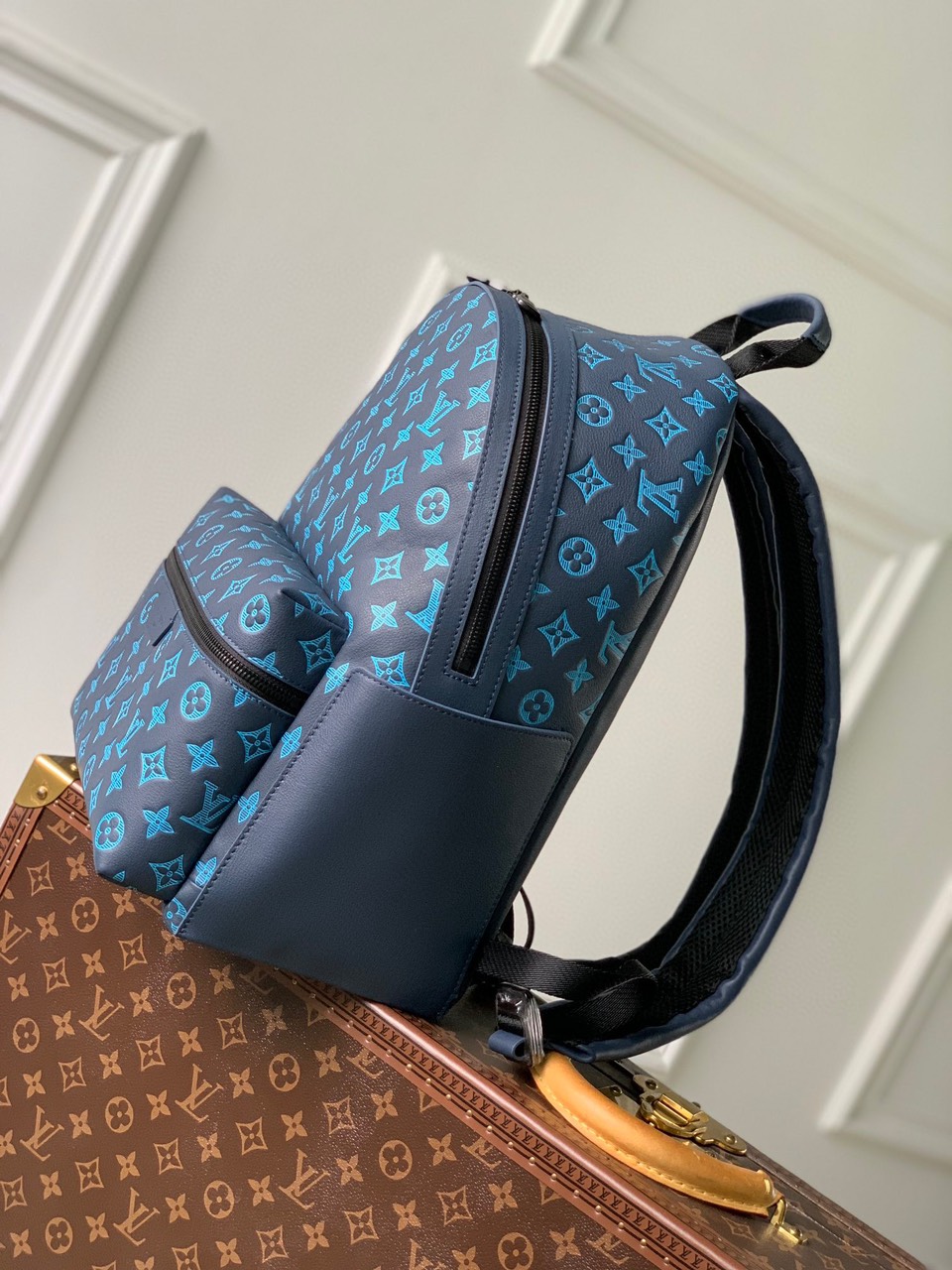 Balo LV Discovery Piran Vip Màu Xanh Size 38cm M46557