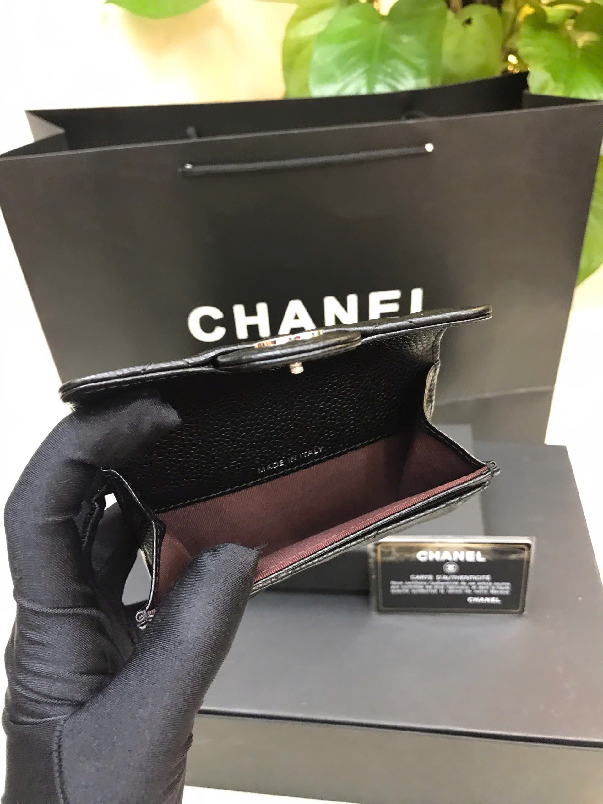 Ví Chanel Classic Flap Card Holder Black Caviar Vip Màu Đen Size 11cm