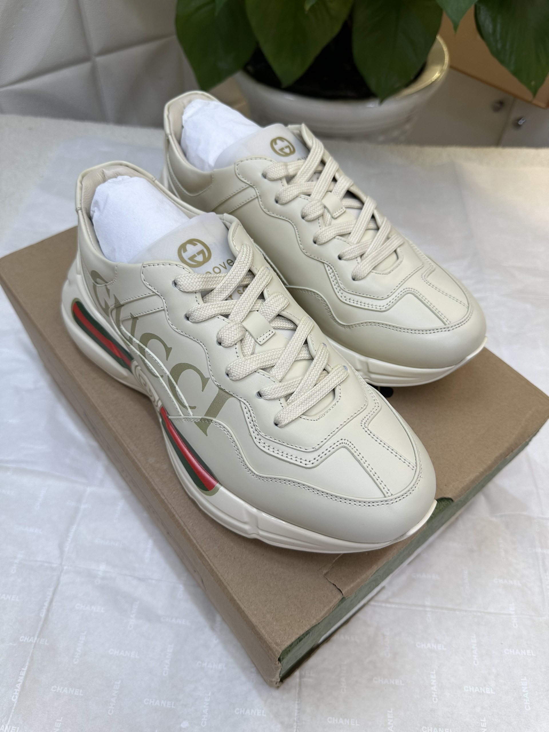 Giày Women Rhyton Gucci Logo Leather Sneaker VIP Size 40 528892