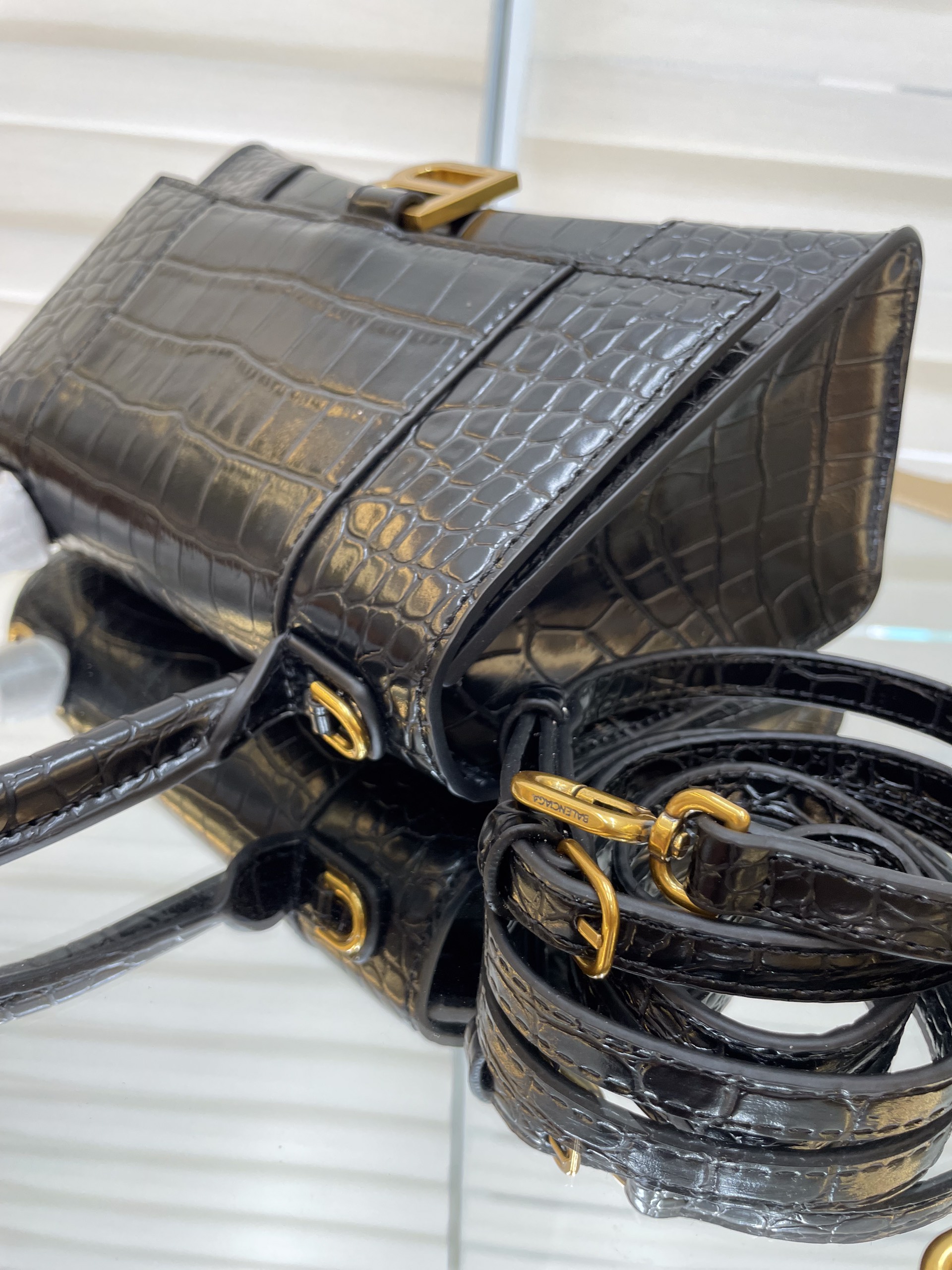 Túi Xách Balenciaga Hourglass Super Da Cá Sấu Size 25cm Màu Đen