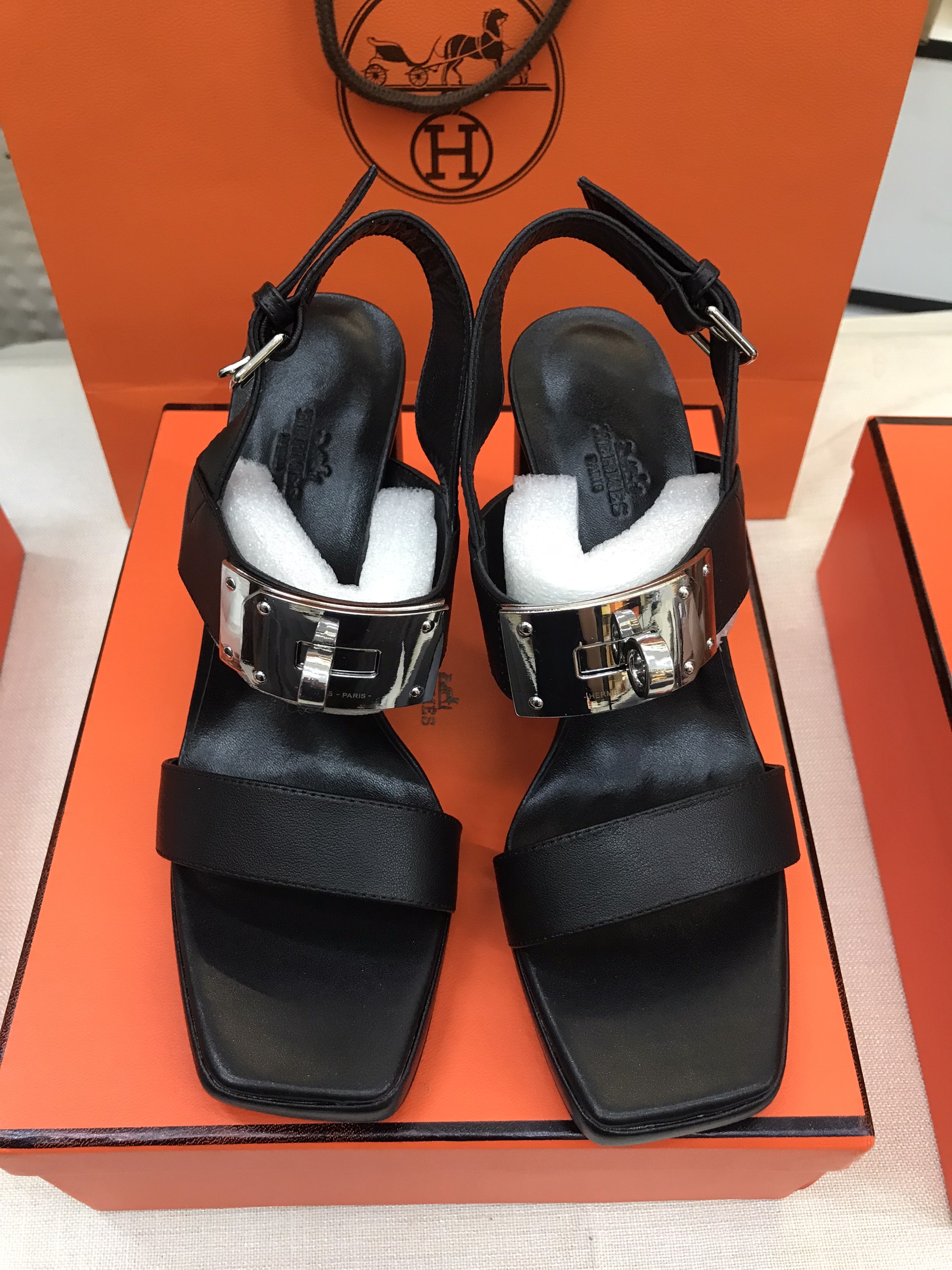 Giày Hermes Ilona 90 Sandal Siêu Cấp Màu Đen Size 39