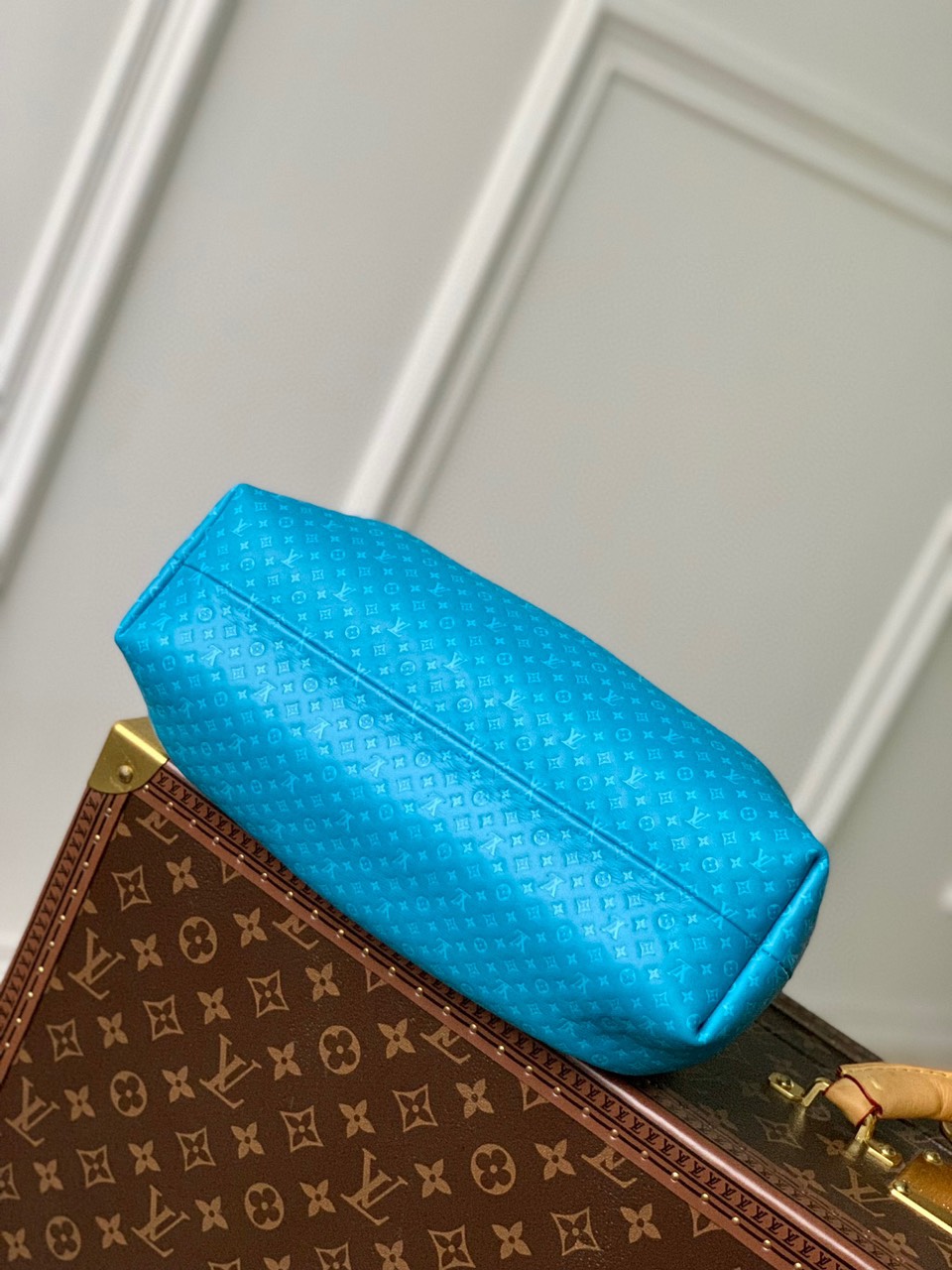 Túi Xách LV Monogram Clutch Vip Màu Xanh Size 28cm M22325