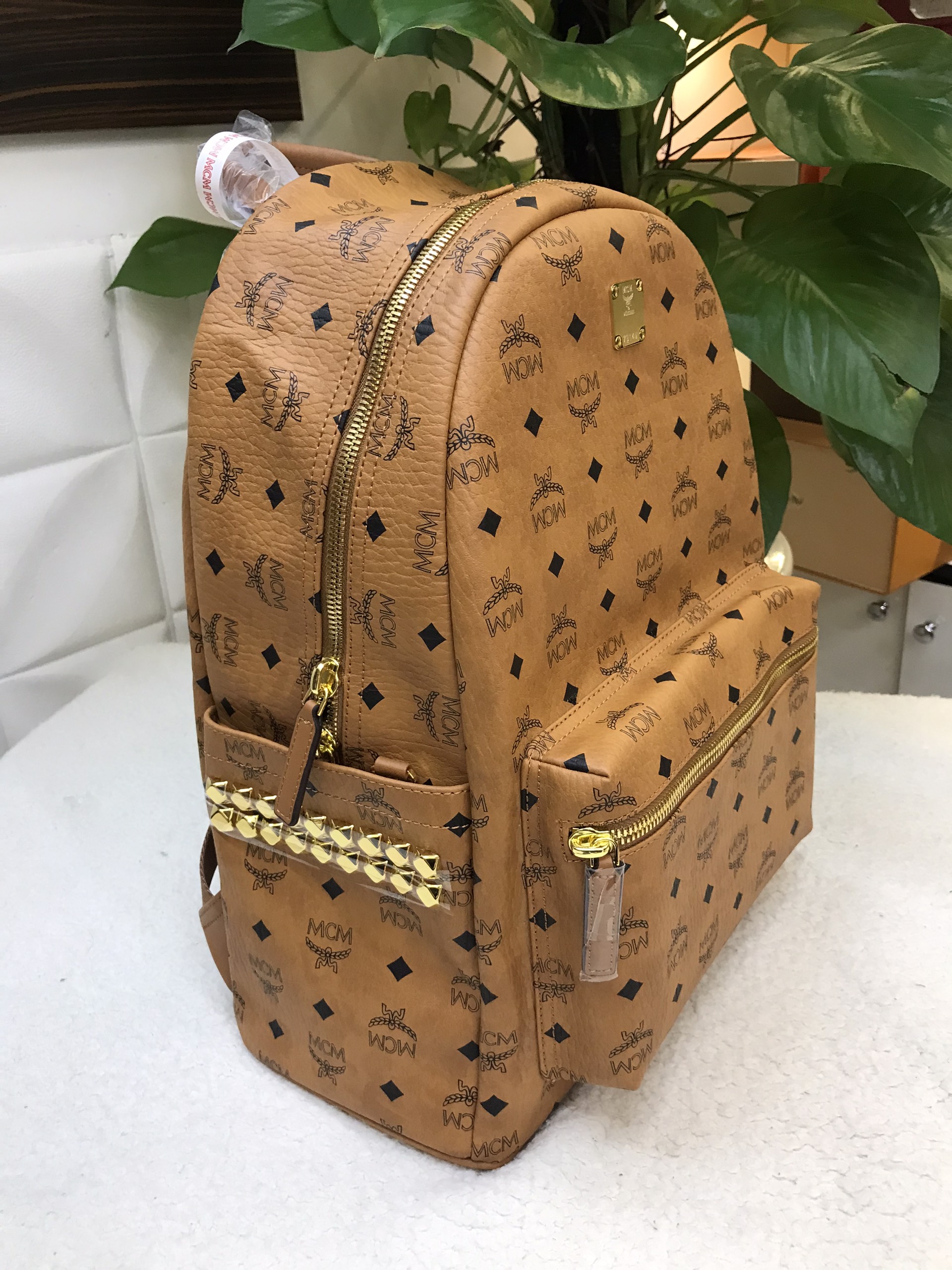 Balo MCM Stark Side Studs Backpack In Visetos Size 41cm