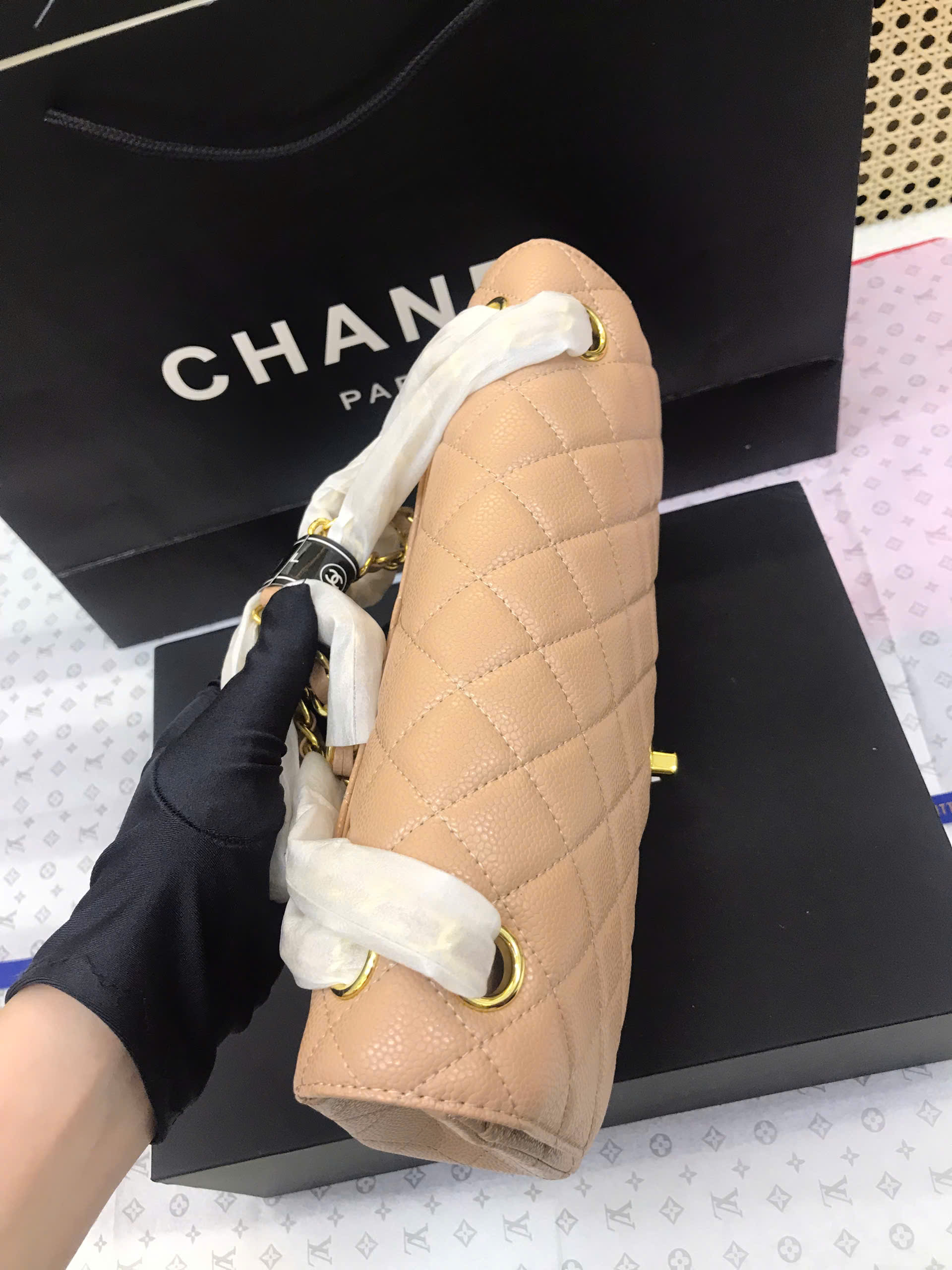 Túi Chanel Classic Flap Super Màu Be Da Hạt Khoá Vàng Size 25.5cm