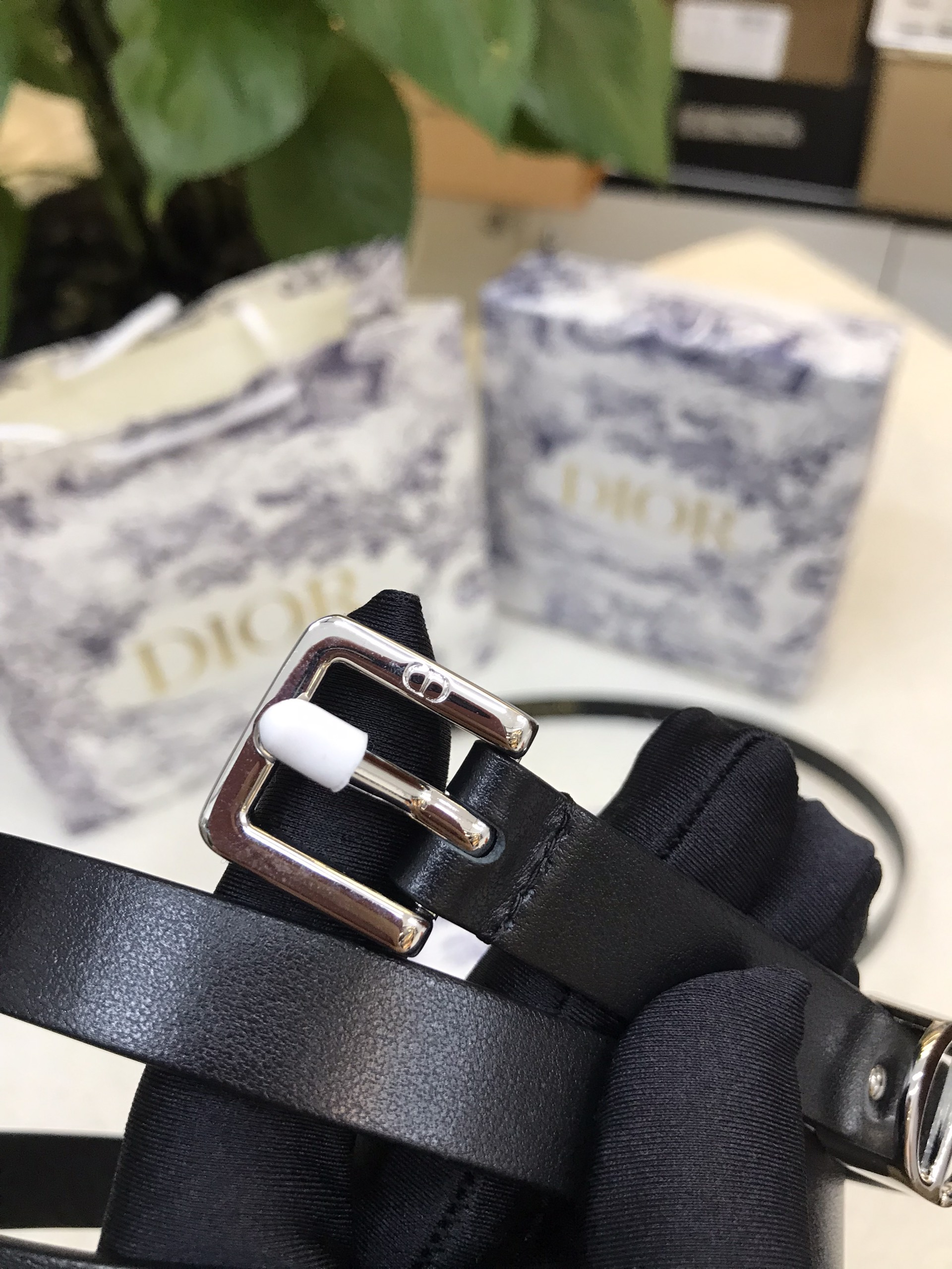 Thắt Lưng Dior 30 Montaigne Loop Belt Black Logo Silver Siêu Cấp