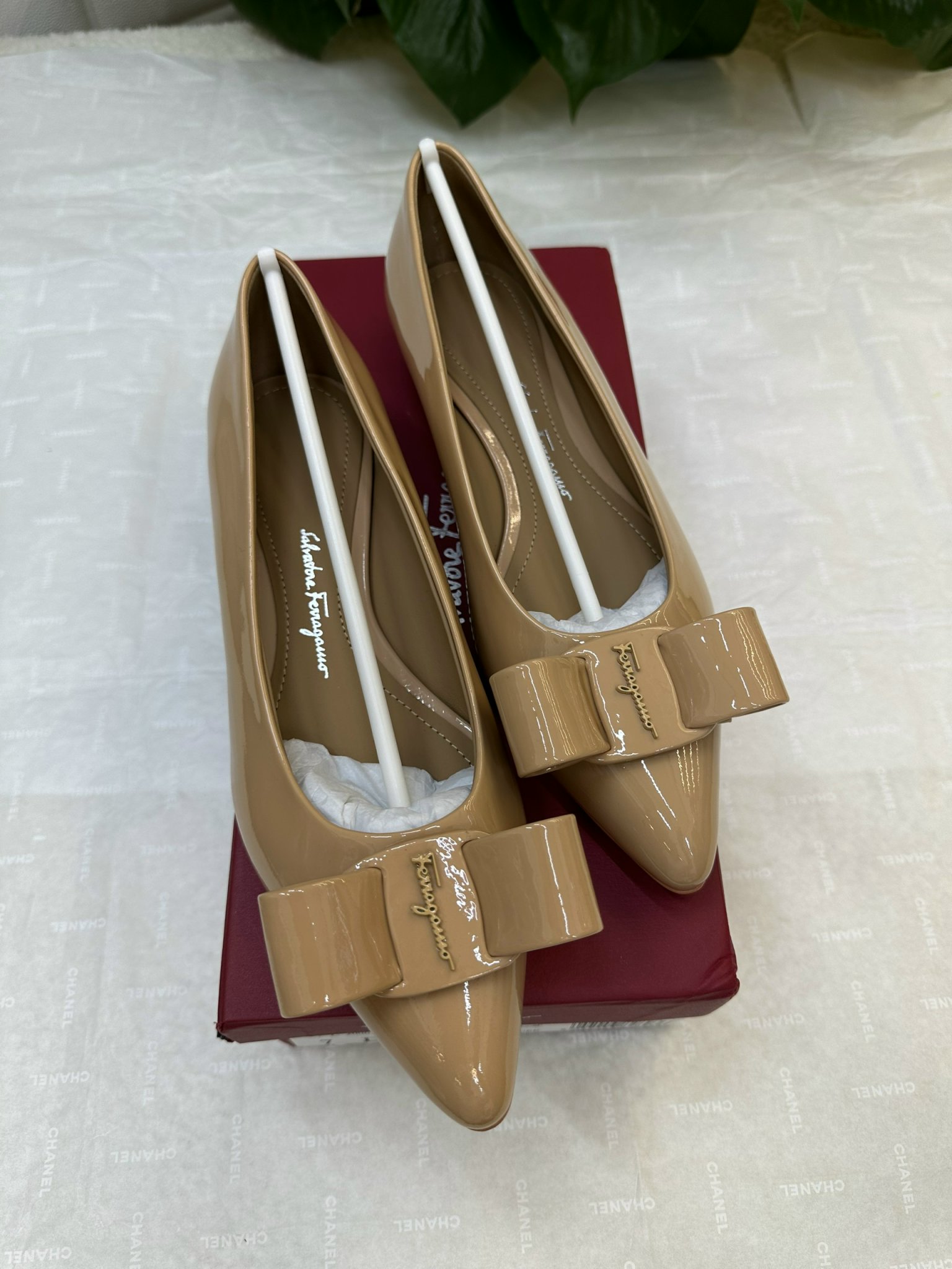 Giày Salvatore Ferragamo Siêu Cấp Màu Nude Heels 1cm Size 37