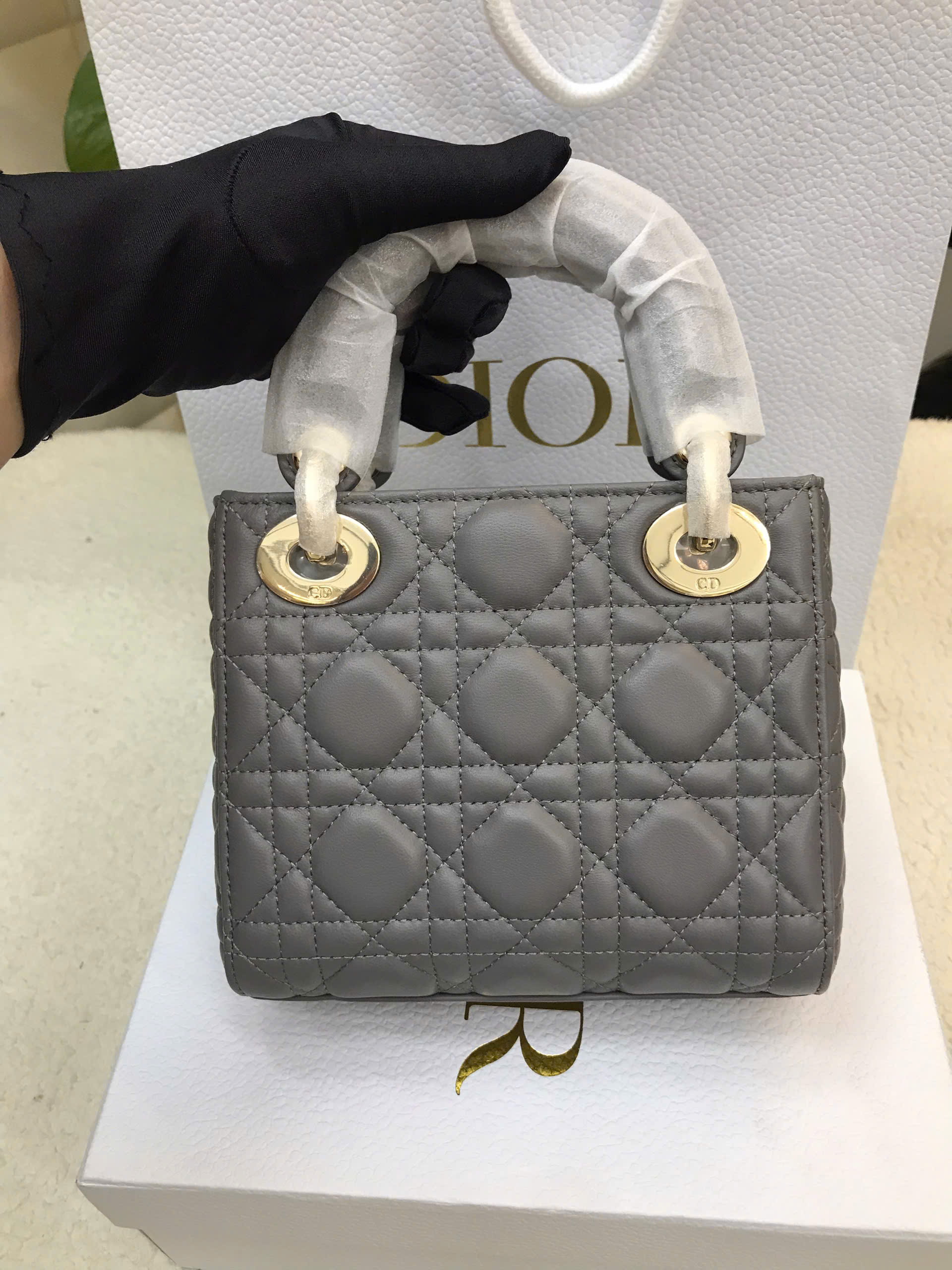 Túi Mini Lady Dior Bag Latte Cannage Lambskin Grey Vip Màu Xám Size 17cm