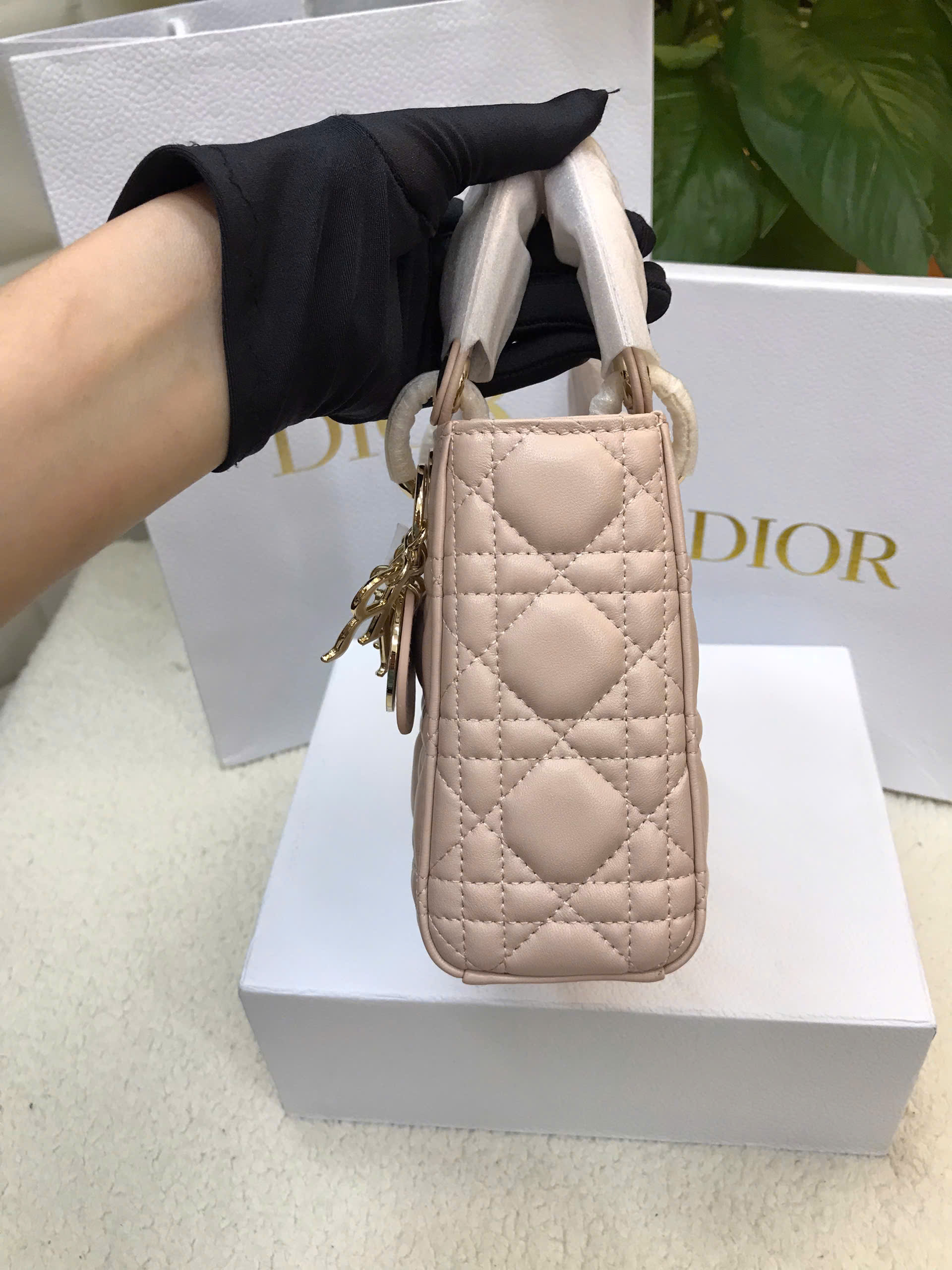 Túi Mini Lady Dior Bag Blush Cannage Lambskin Vip Màu Hồng Size 17cm