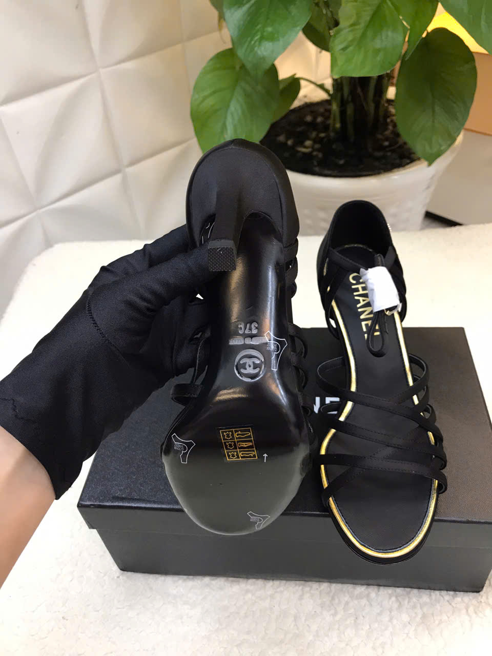 Giày Cao Gót Chanel Siêu Cấp Màu Đen Size 37