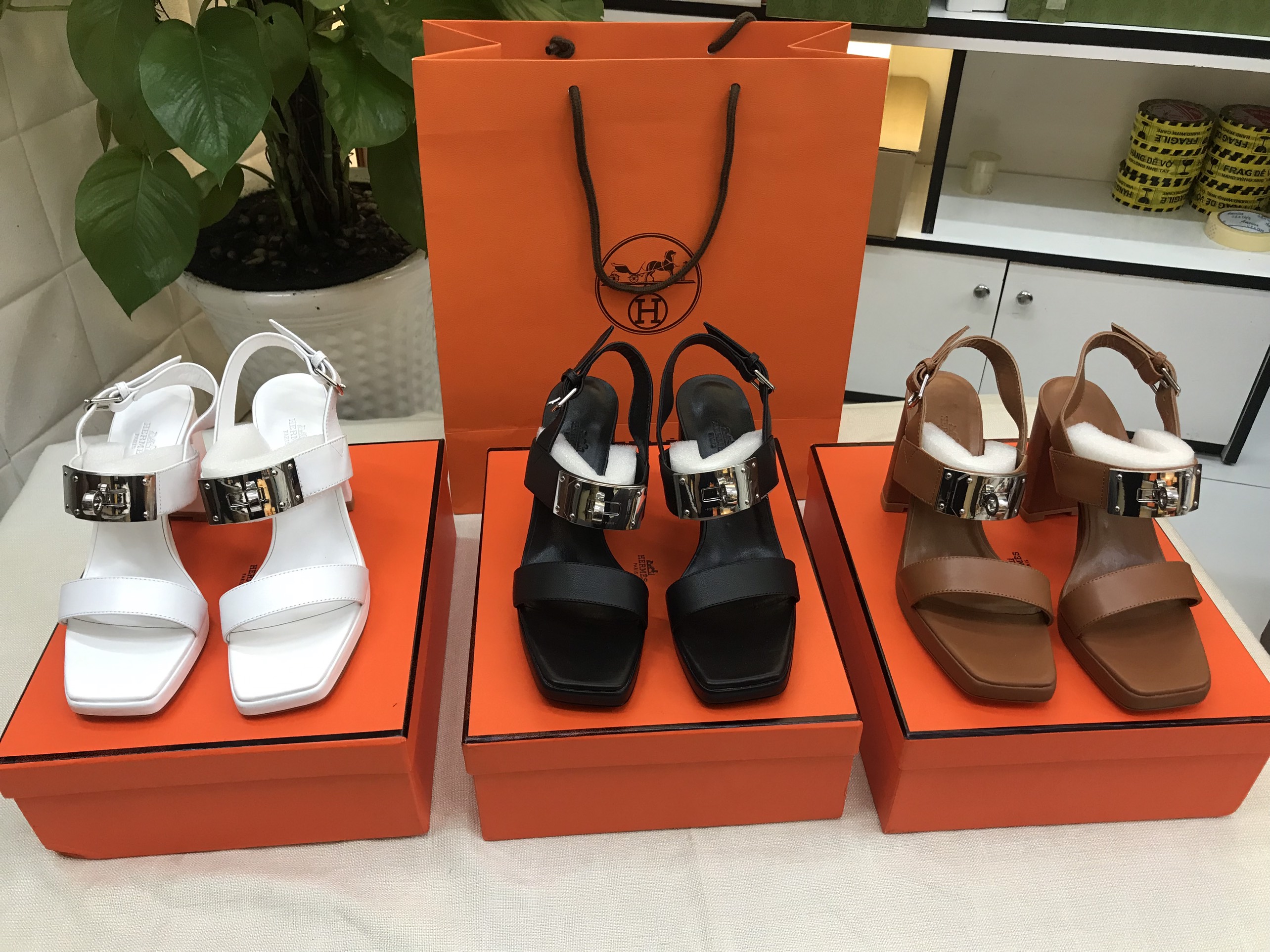 Giày Hermes Ilona 90 Sandal Siêu Cấp Màu Nâu Size 39