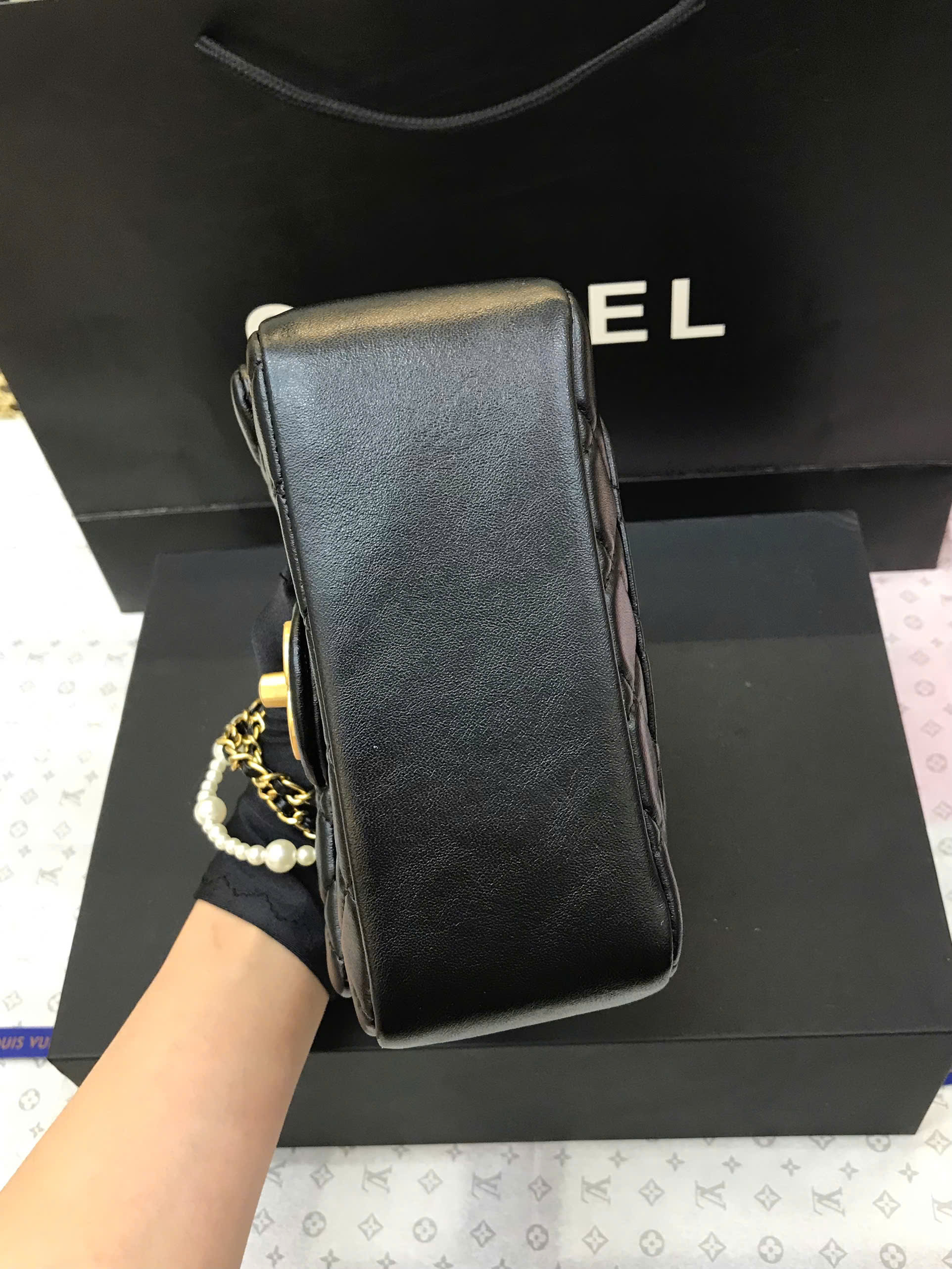 Túi Chanel 24P Classic Ngọc Trai Super Màu Đen Size 17cm