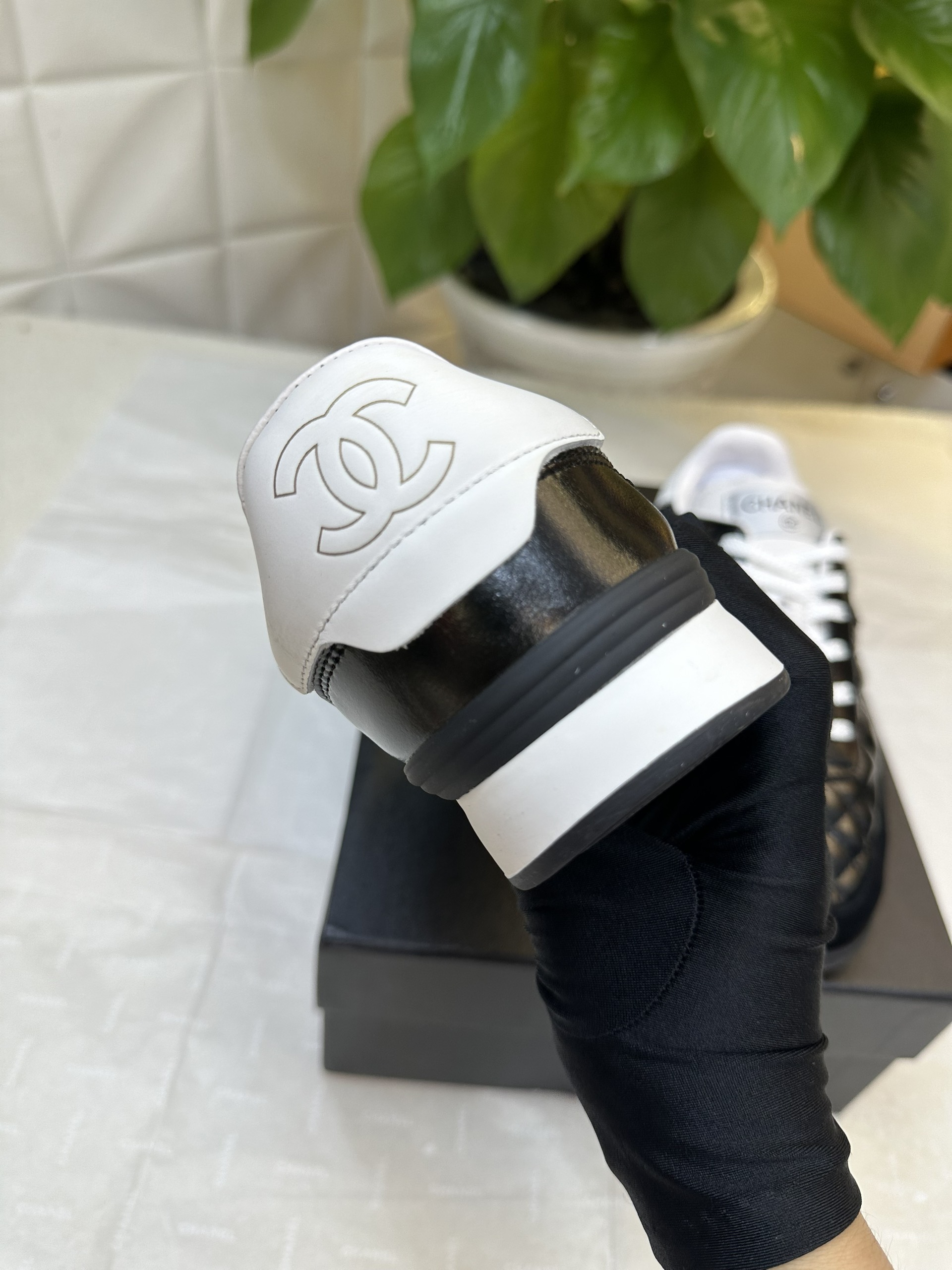 Giày Thể Thao Chanel Sneaker Siêu Cấp Màu Đen Size 37