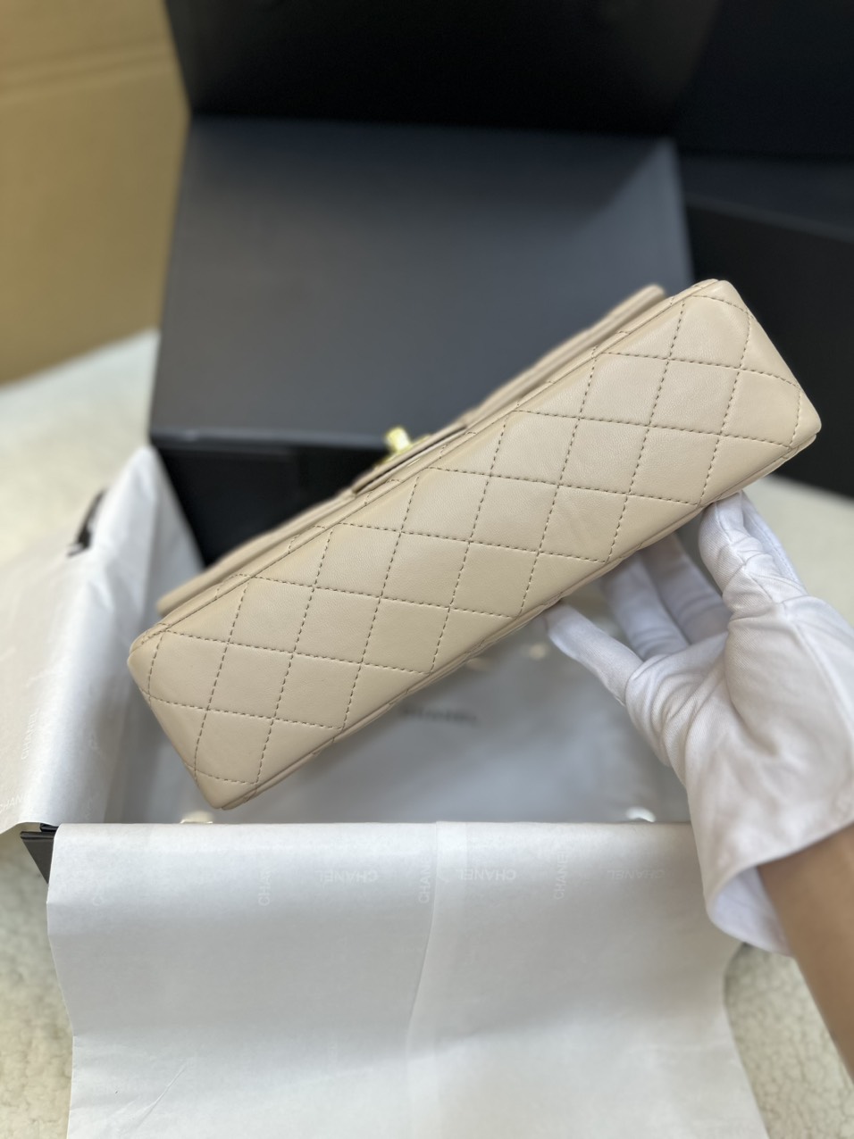 Túi Xách Chanel Classic Flap Màu Trắng Kem Size 25cm