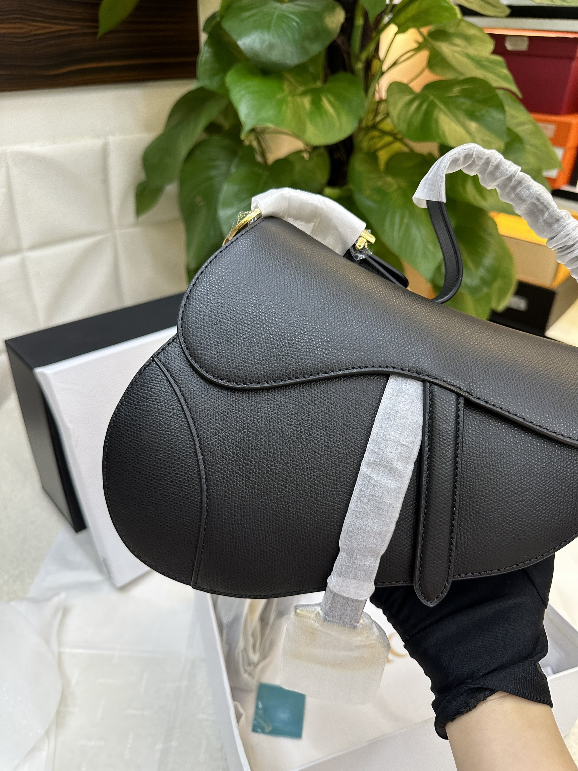 Túi Dior Saddle Bag With Strap Black Vip Size 25cm