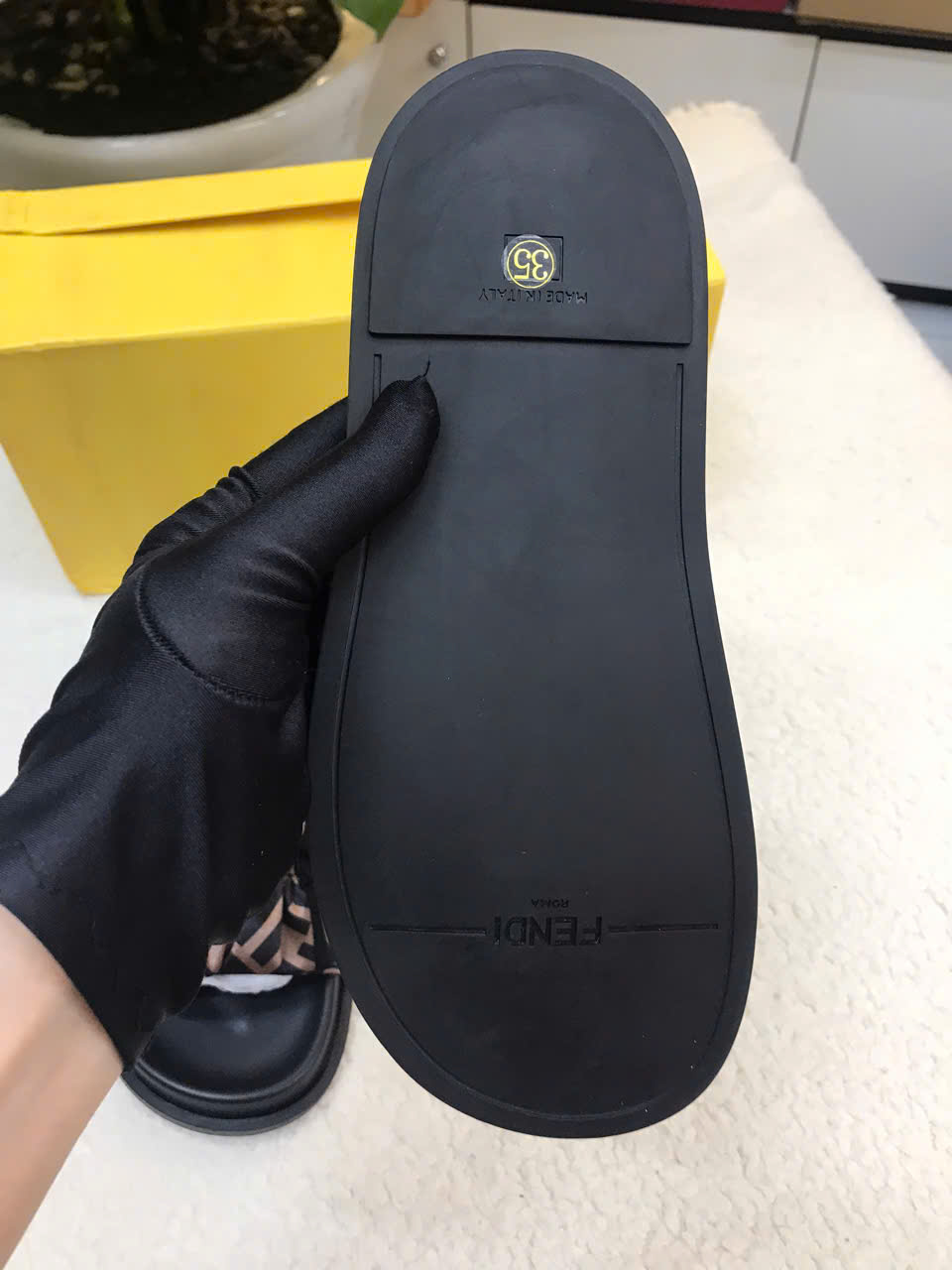 Giày/Dép Fendi Feel Brown Satin Slides Siêu Cấp Size 35