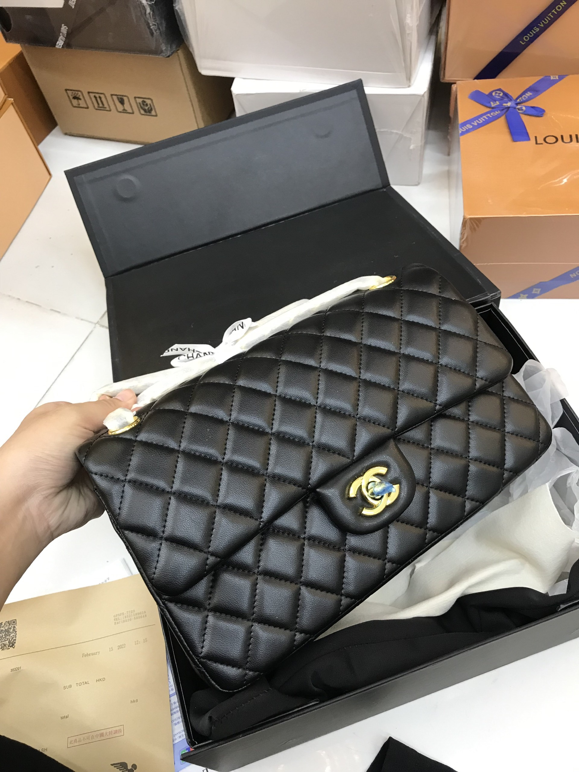 Túi Xách Chanel Classic Super Da Lì Màu Đen Khóa Vàng Size 26cm