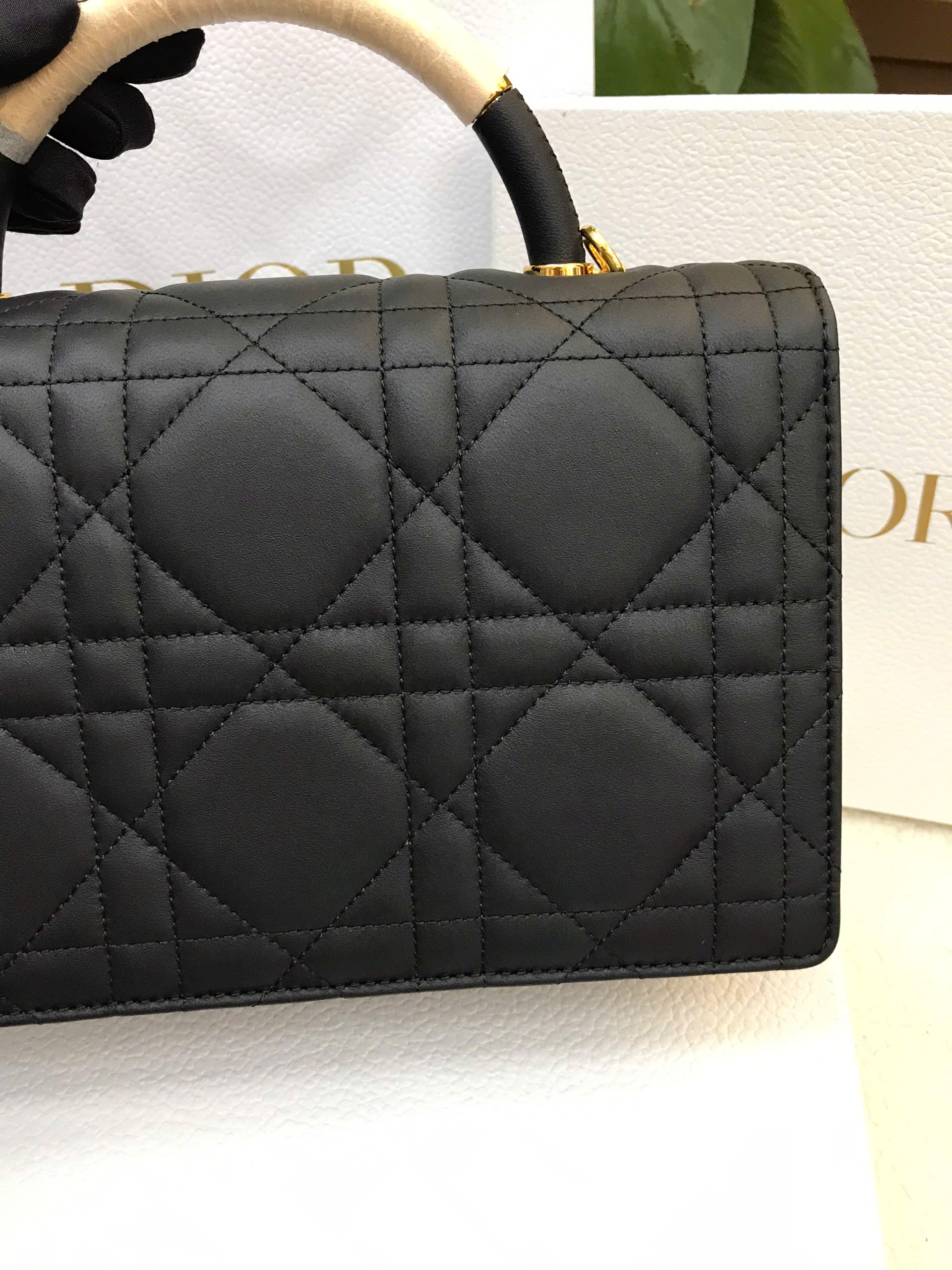 Túi Medium Dior Ange Bag Trench Blacjk Macrocannage Lambskin Vip Màu Đen Size 26cm