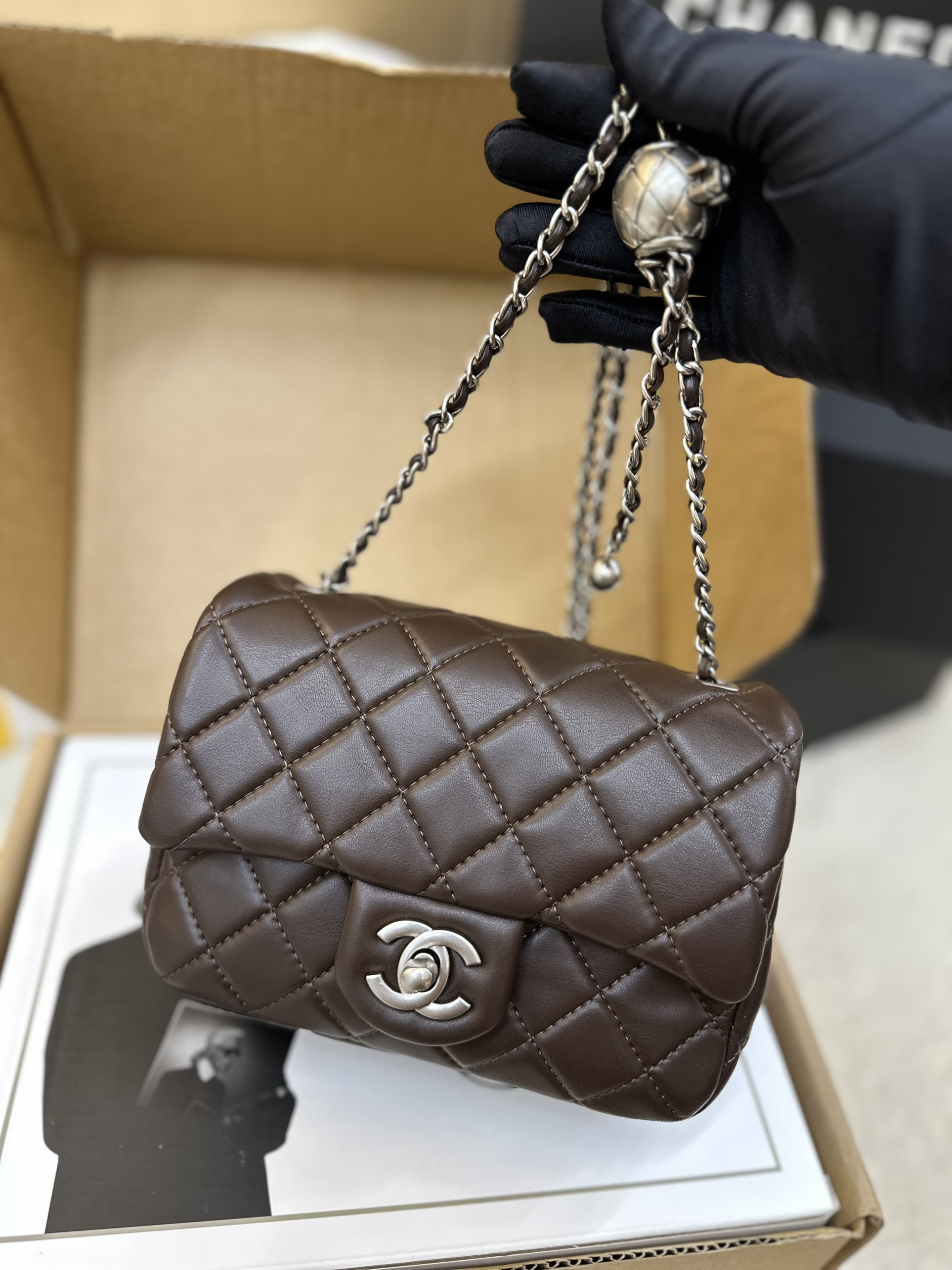 Túi Chanel Flap Màu Nâu Đen Size 17cm