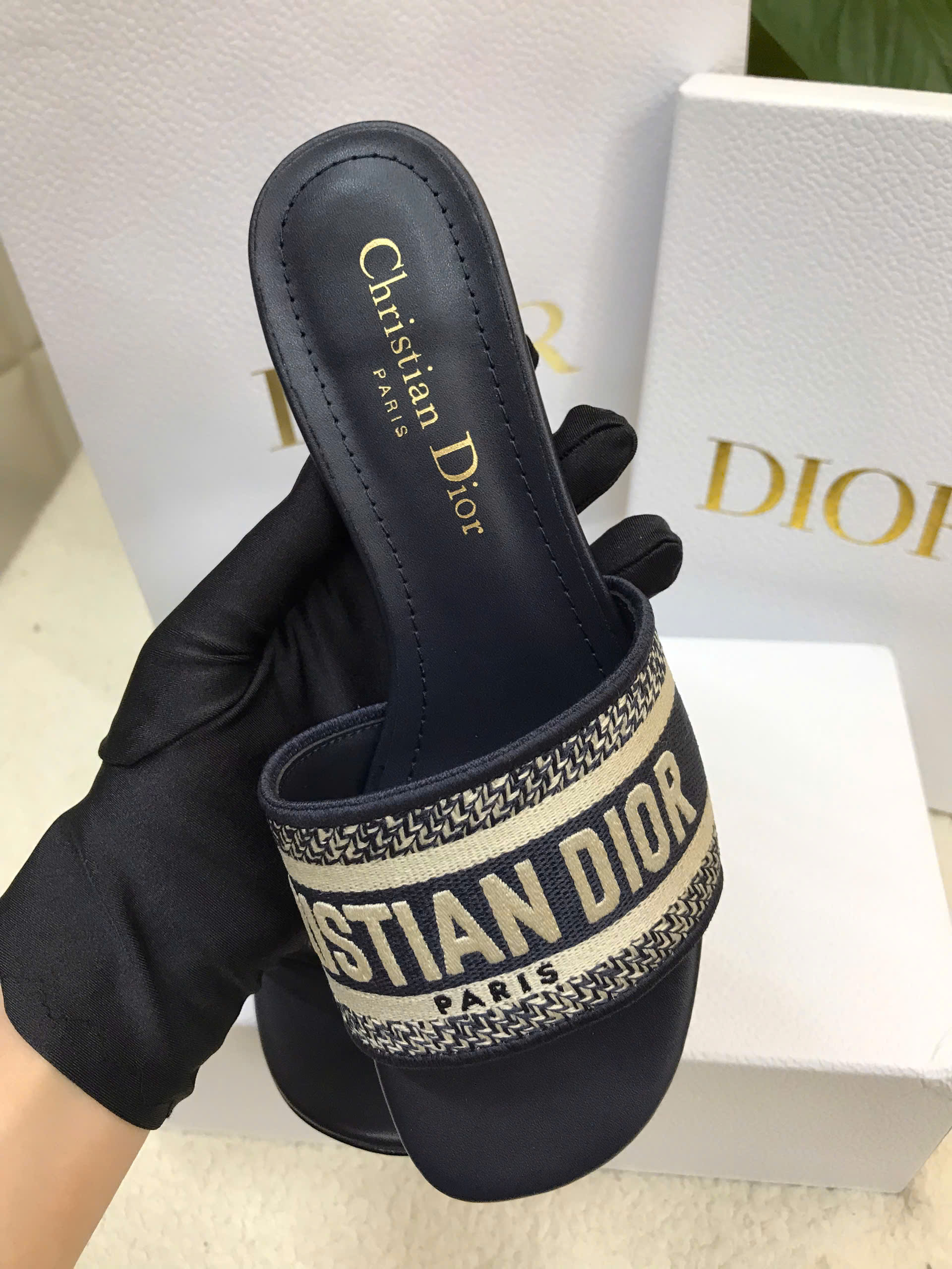 Dép Dior Dway Heeled Slide Deep Blue Embroidered Cotton Siêu Cấp Màu Đen Size 36