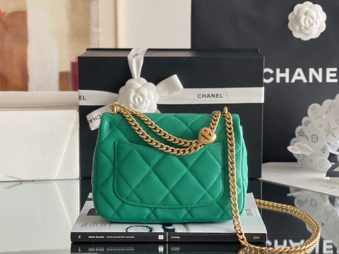 Túi Xách Chanel 23P Classic Hass Vip Màu Xanh Lá Size 20cm