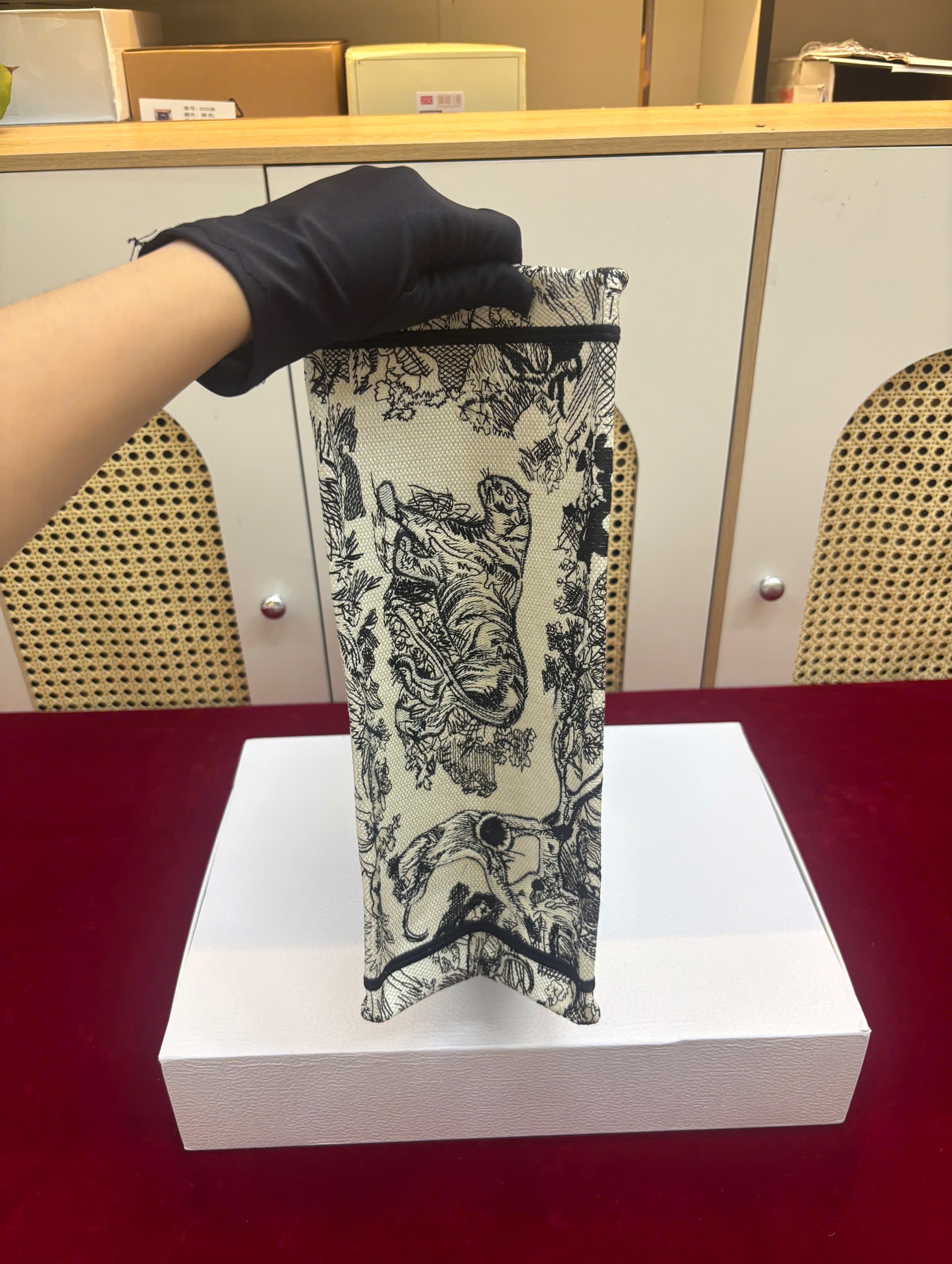 Túi Medium Dior Book Tote Super Size 36cm