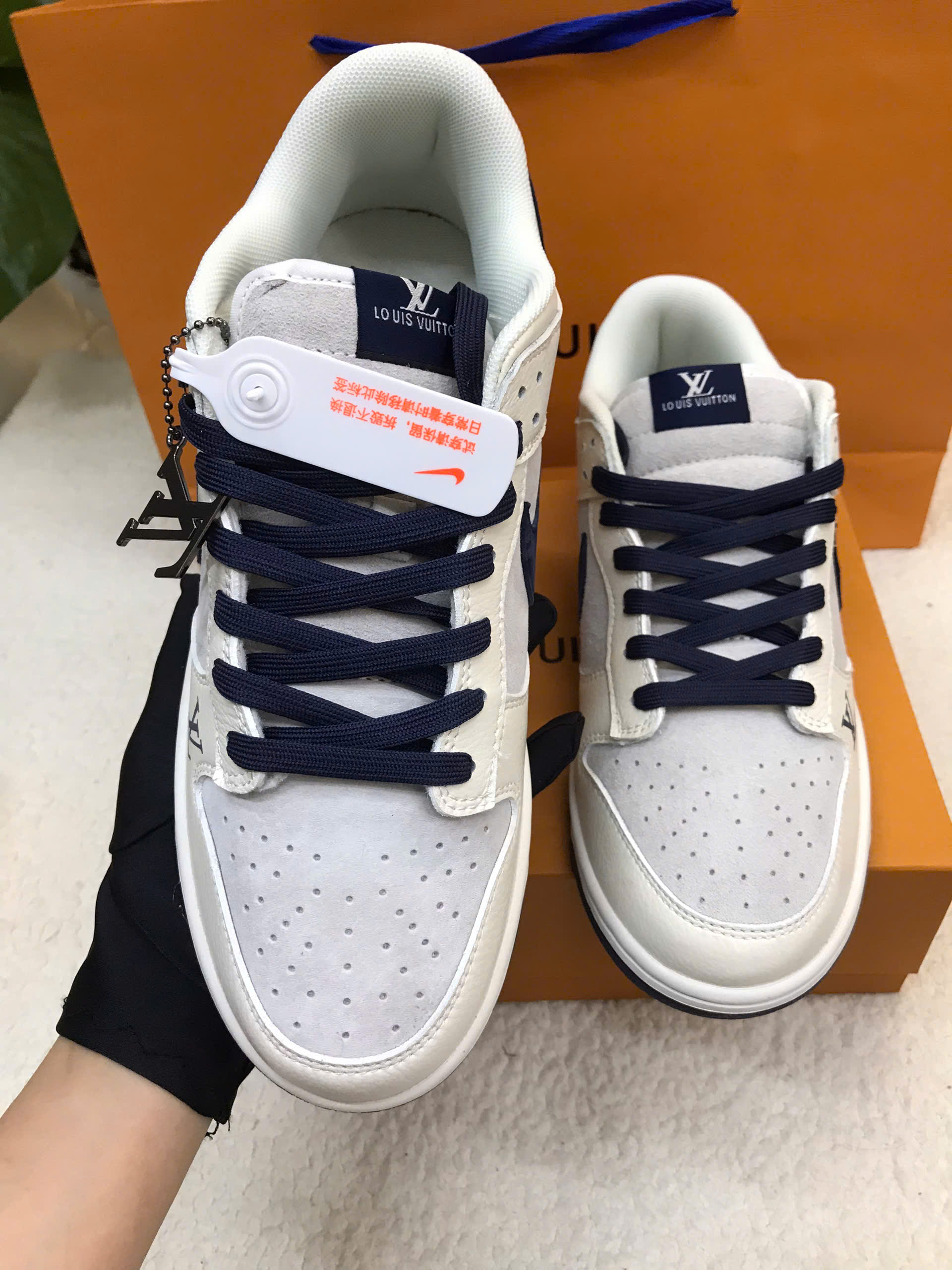 Giày LV × Nike Louis Vuitton x Nike Dunk SB Low Siêu Cấp Màu Đen Size 43