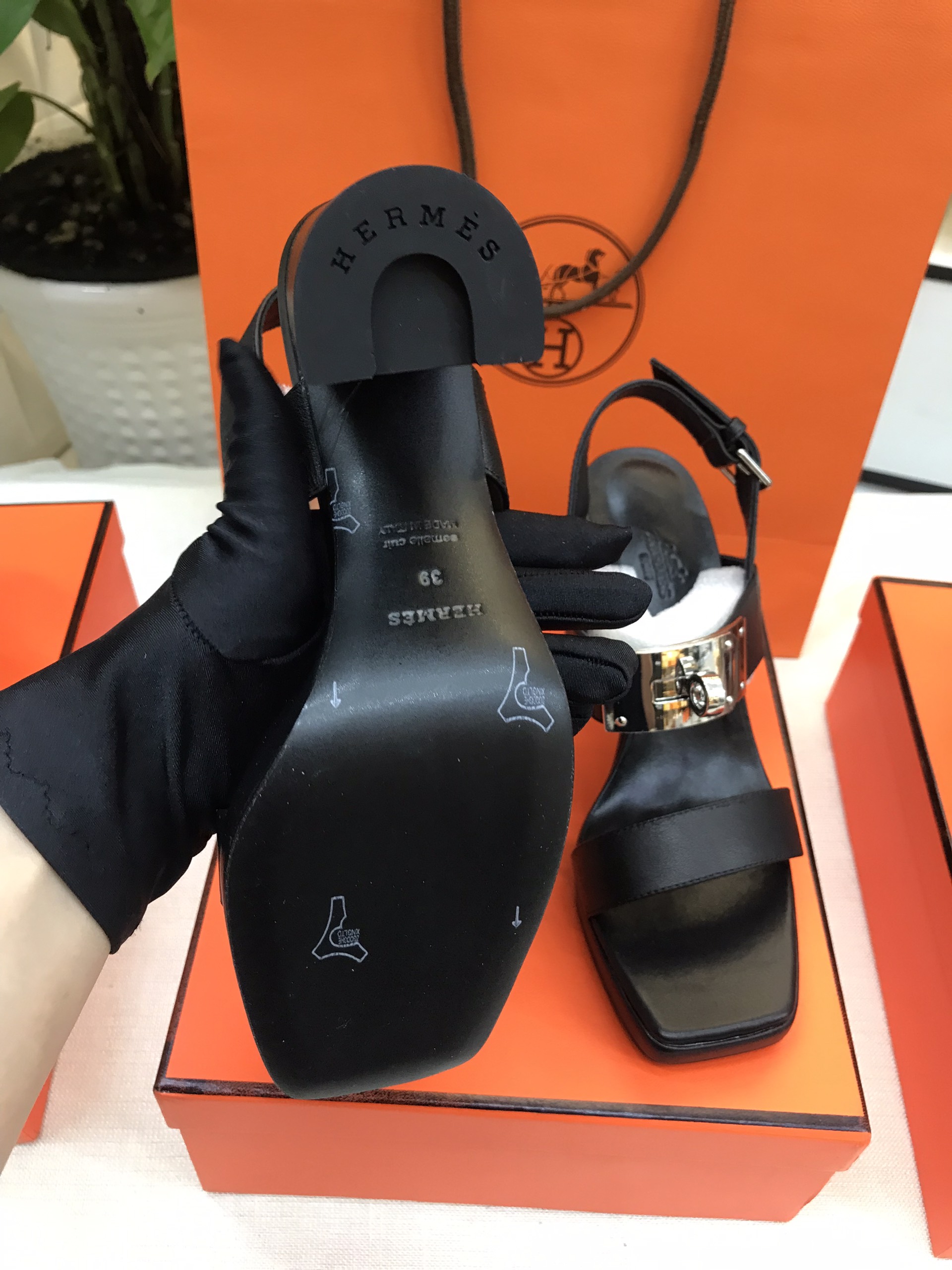 Giày Hermes Ilona 90 Sandal Siêu Cấp Màu Đen Size 39