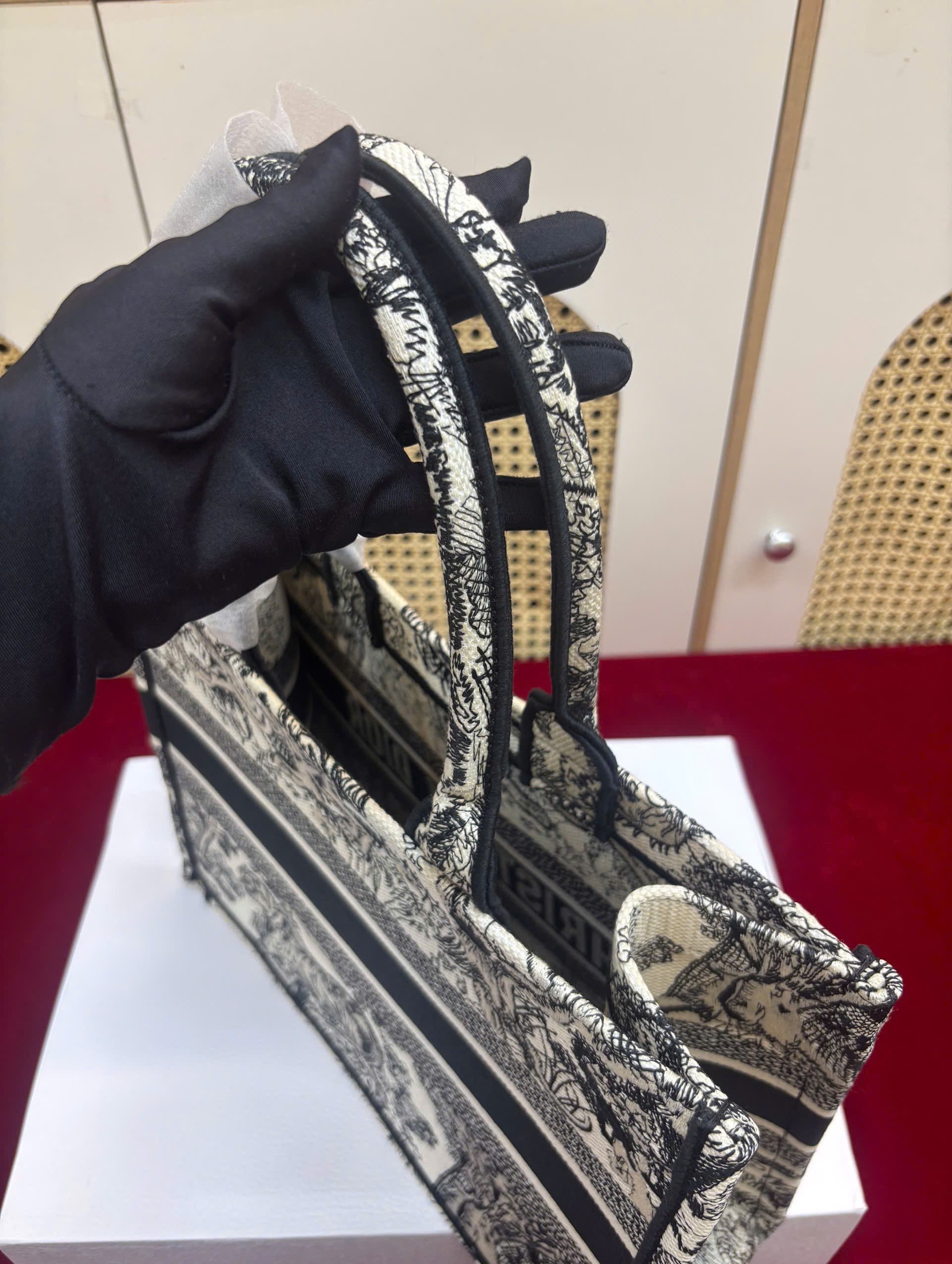 Túi Medium Dior Book Tote Super Size 36cm