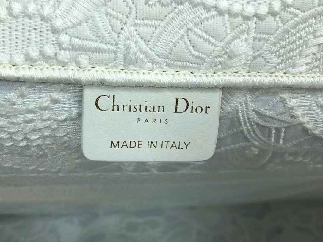 Túi Xách Dior Book Tote Thổ Cẩm Siêu Cấp Màu Trắng Size 41cm