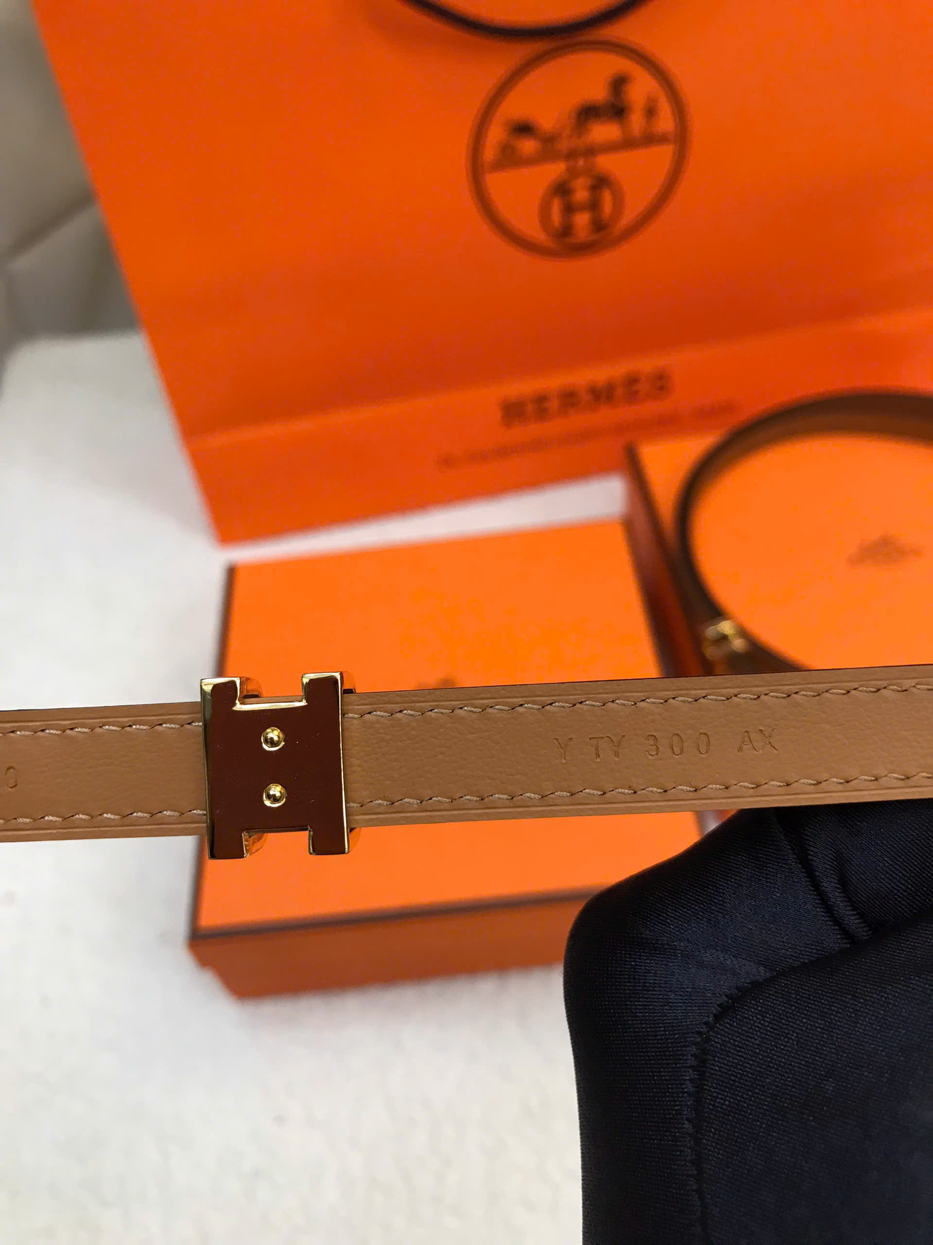 Thắt Lưng Hermes Pop H 15 Belt Craie Siêu Cấp Màu Đen