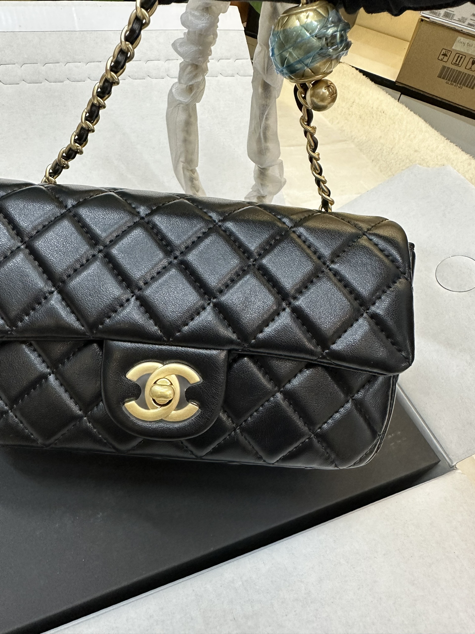 Túi Chanel Square Pearl Crush Super Màu Đen Size 20cm