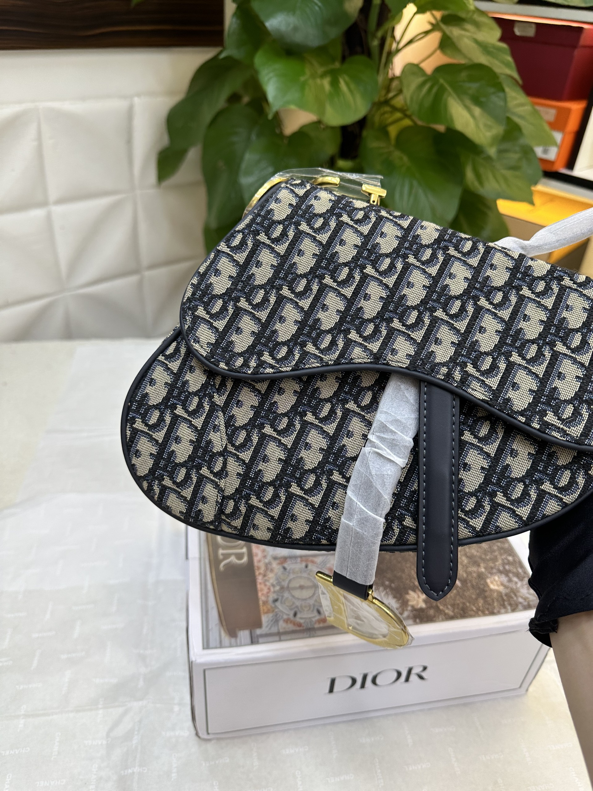 Túi Dior Saddle Bag With Strap Super Màu Xanh Đen Size 25.5cm