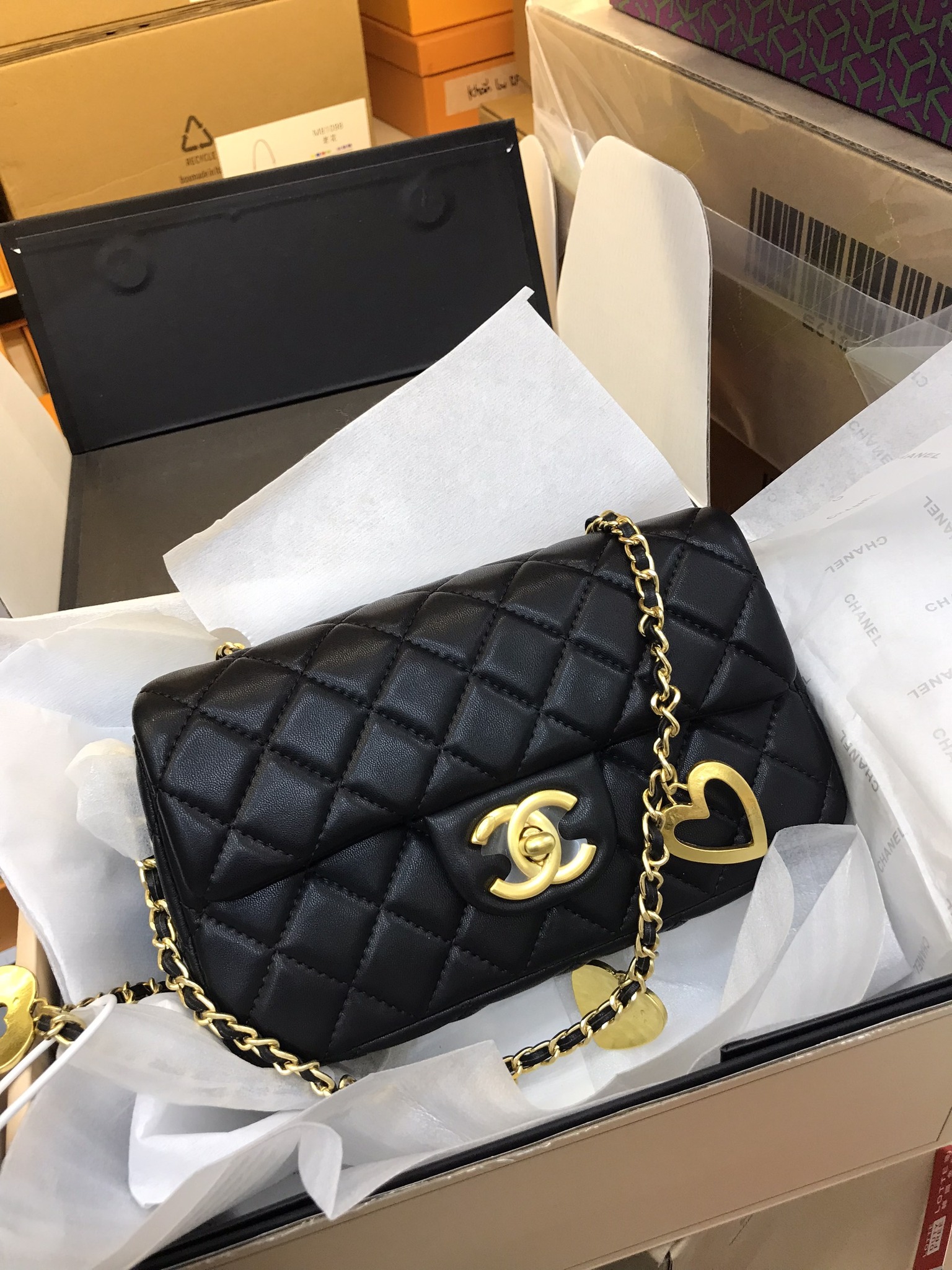 Túi Xách Chanel Super Heart Charms Mini Flap Bag Size 20cm