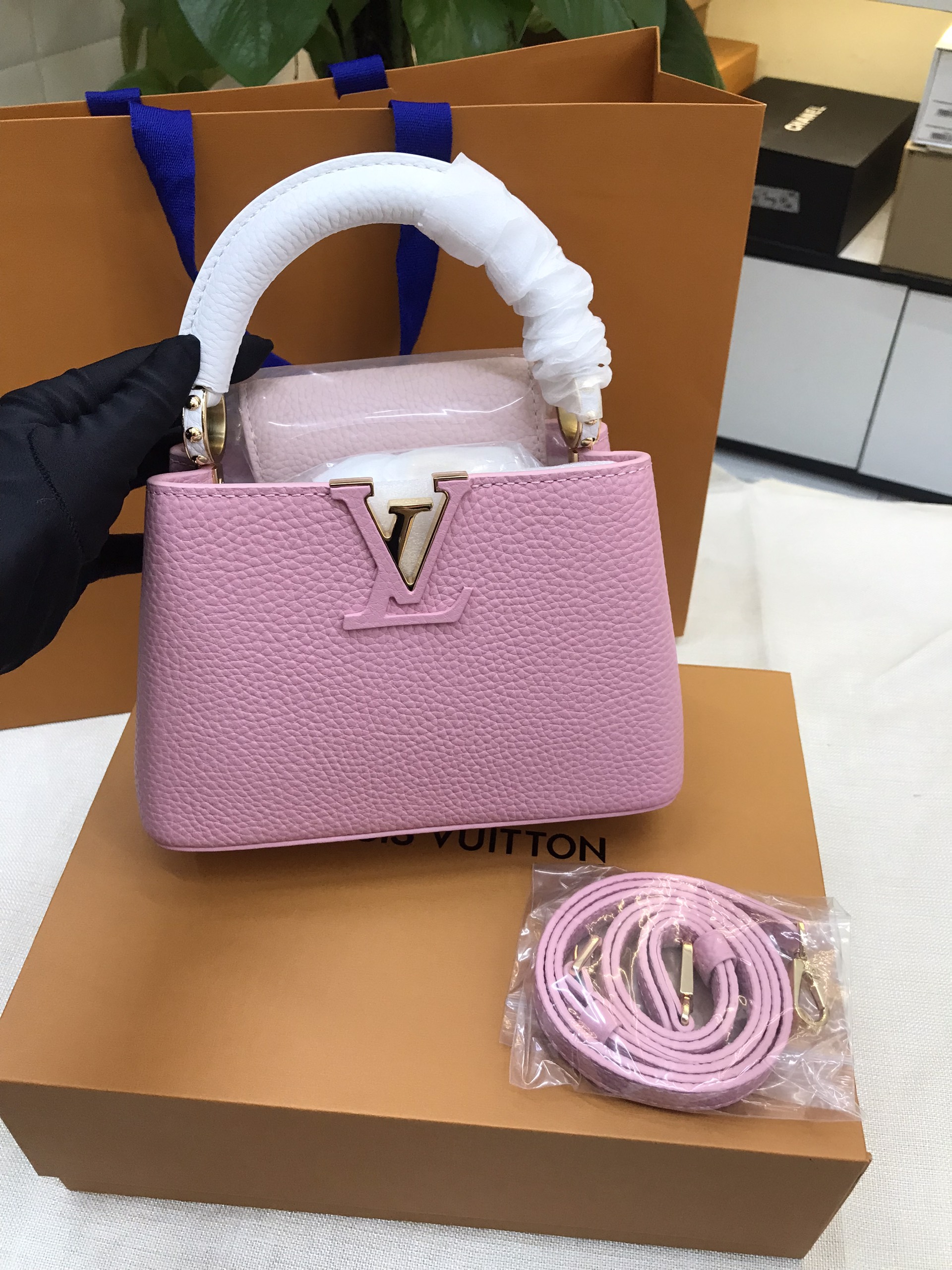 Túi LV Capucines Mini Pink Siêu Cấp Màu Hồng Size 21cm