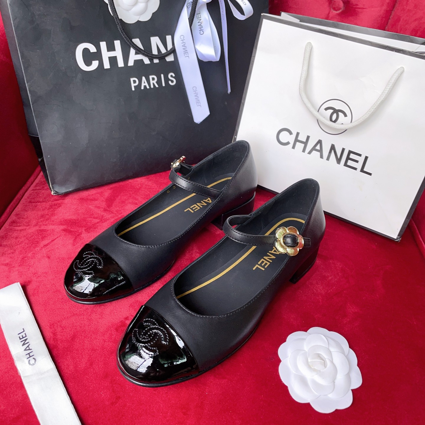 Giày Chanel Siêu Cấp Đế 2,5cm Da Bò Mũi Bọc Đen Bóng Đủ Size