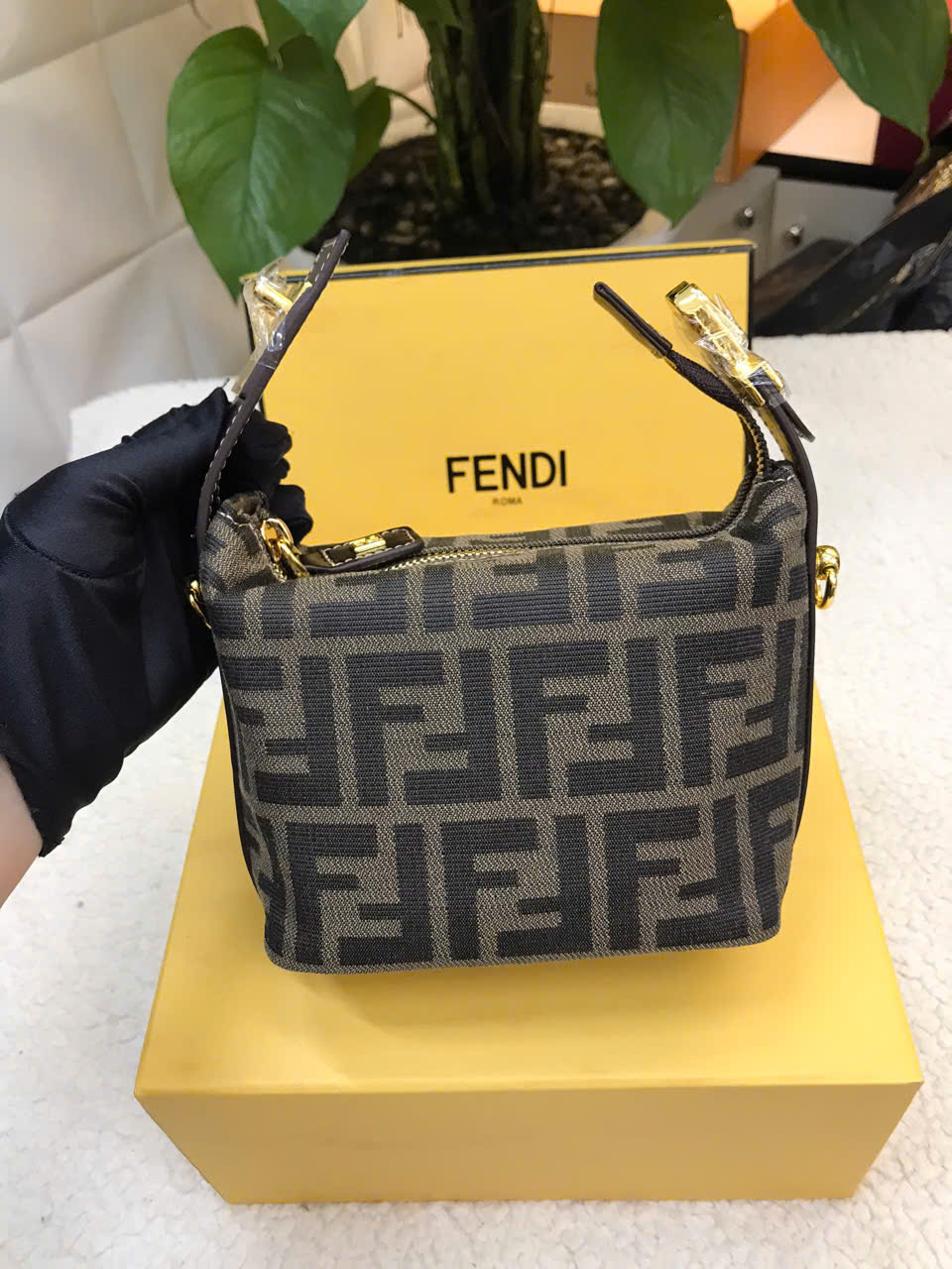 Túi Fendi Bucket Siêu Cấp Màu Nâu Size 16cm