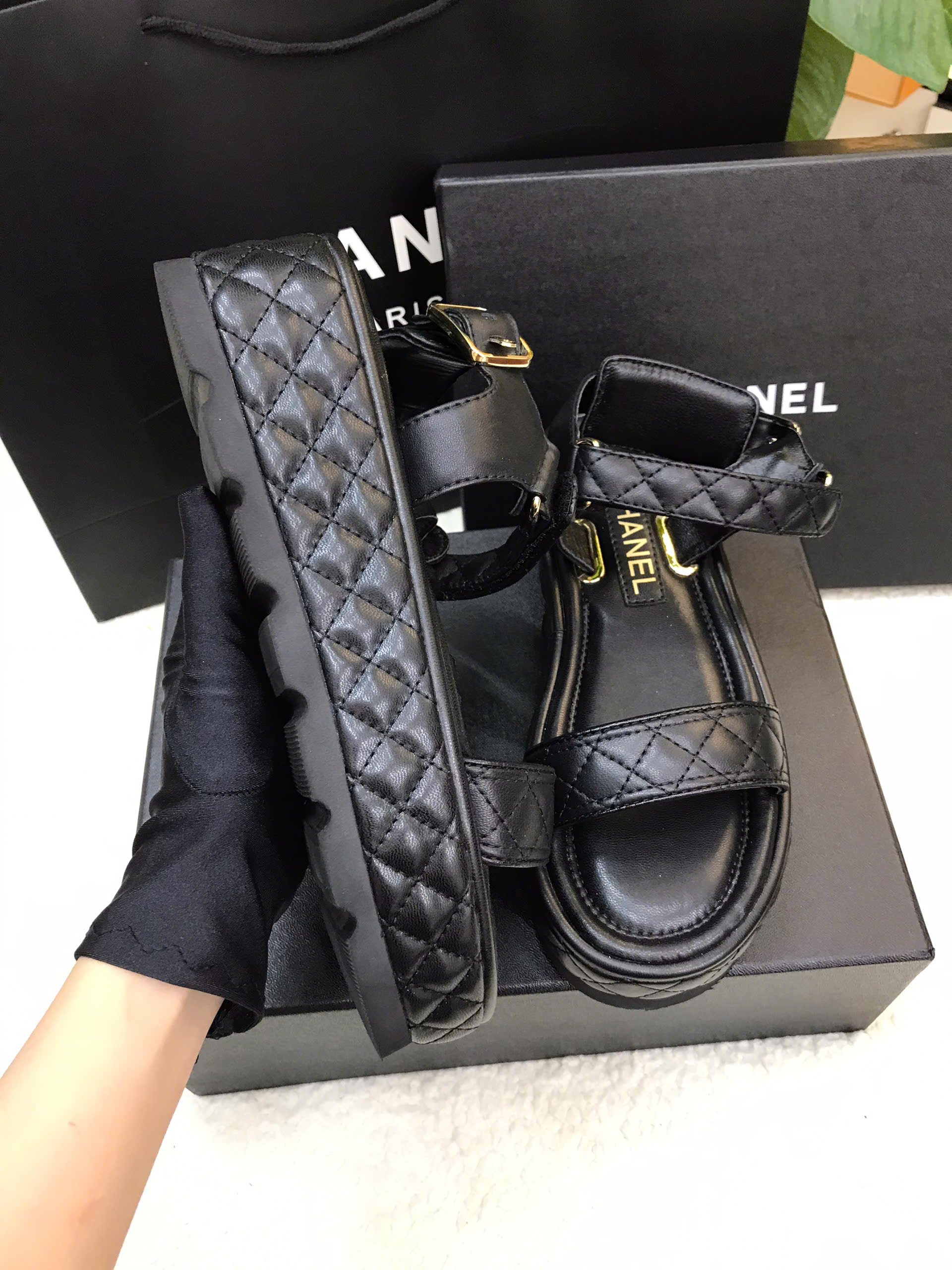 Giày Chanel Black Suede Sandals Siêu Cấp Màu Đen Size 37