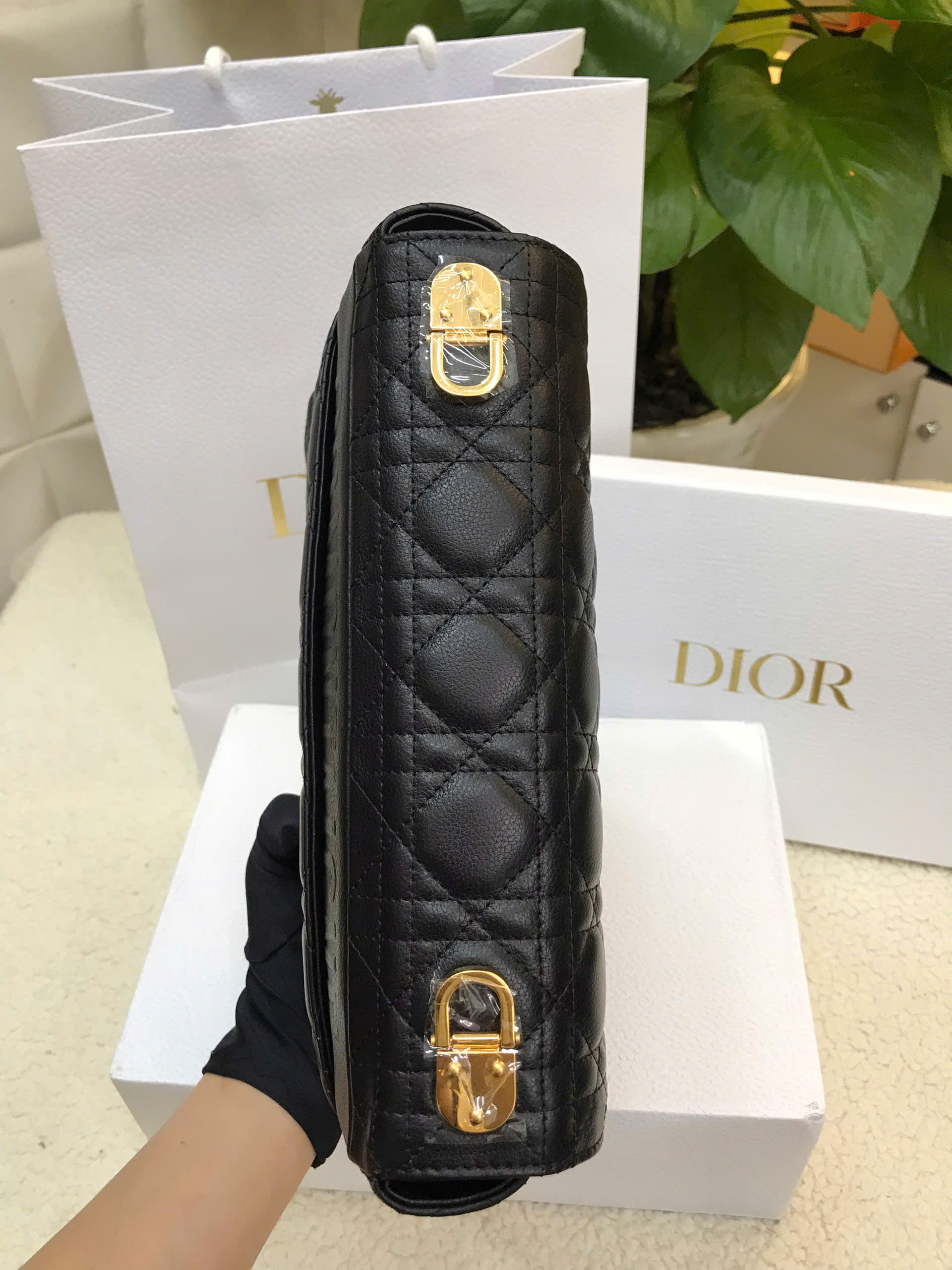 Túi Medium Dior Caro Bag Vip Màu Đen Size 25.5cm